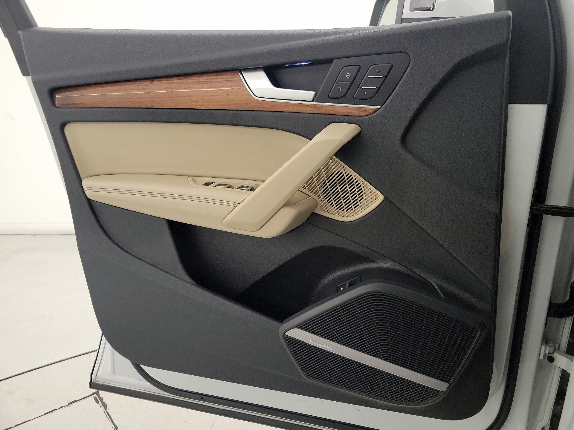 Thumbnail: 2021 Audi Q5 - 12