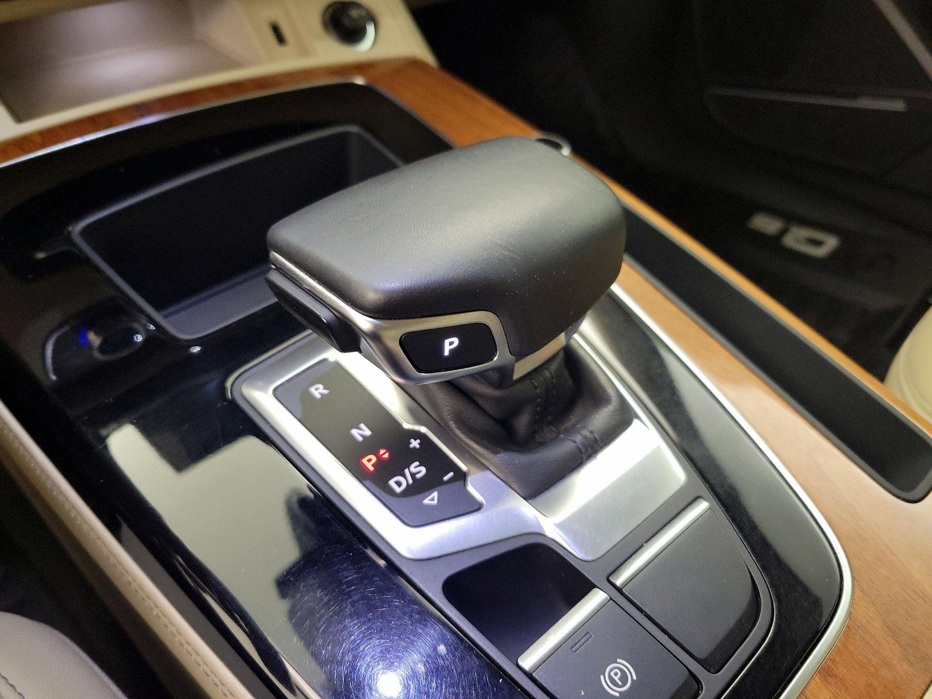 Thumbnail: 2021 Audi Q5 - 17