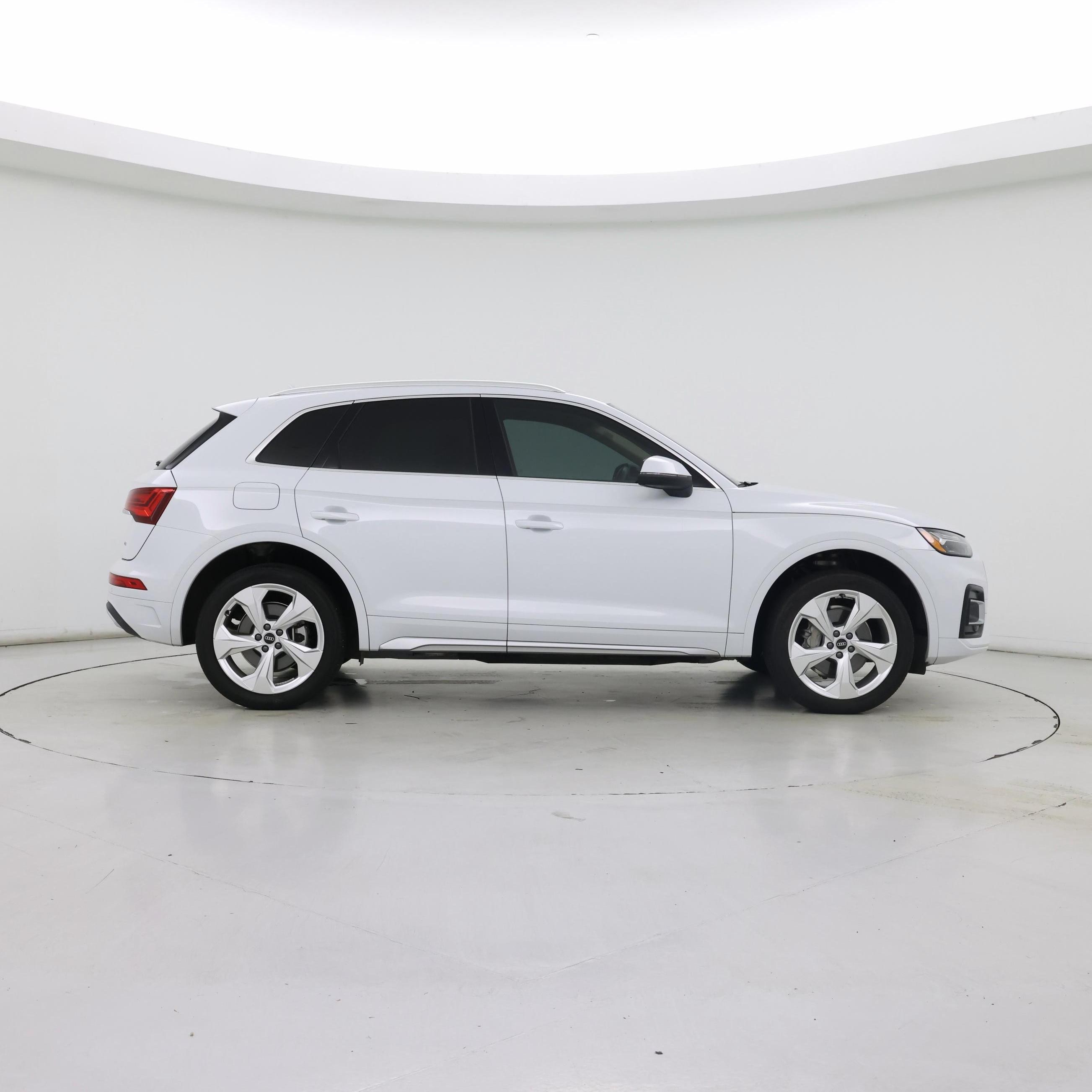Thumbnail: 2021 Audi Q5 - 7