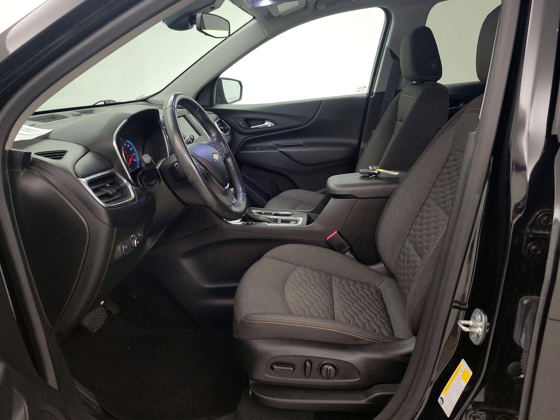 Thumbnail: 2021 Chevrolet Equinox - 11
