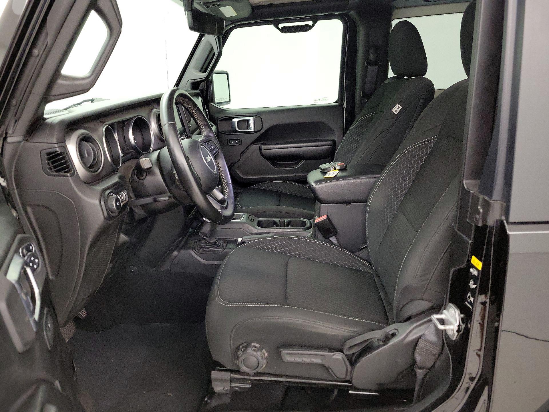Thumbnail: 2021 Jeep Wrangler - 11