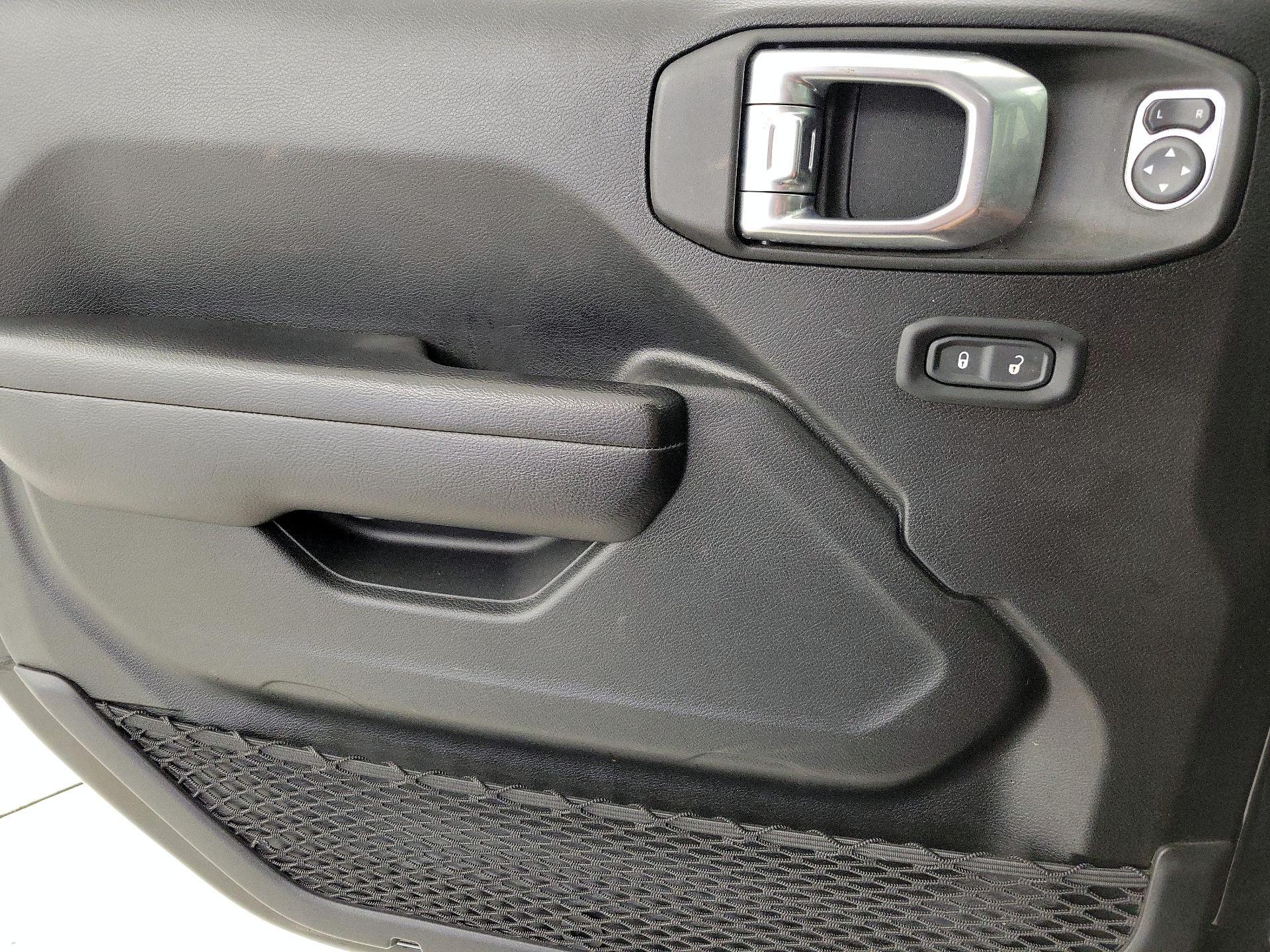 Thumbnail: 2021 Jeep Wrangler - 12