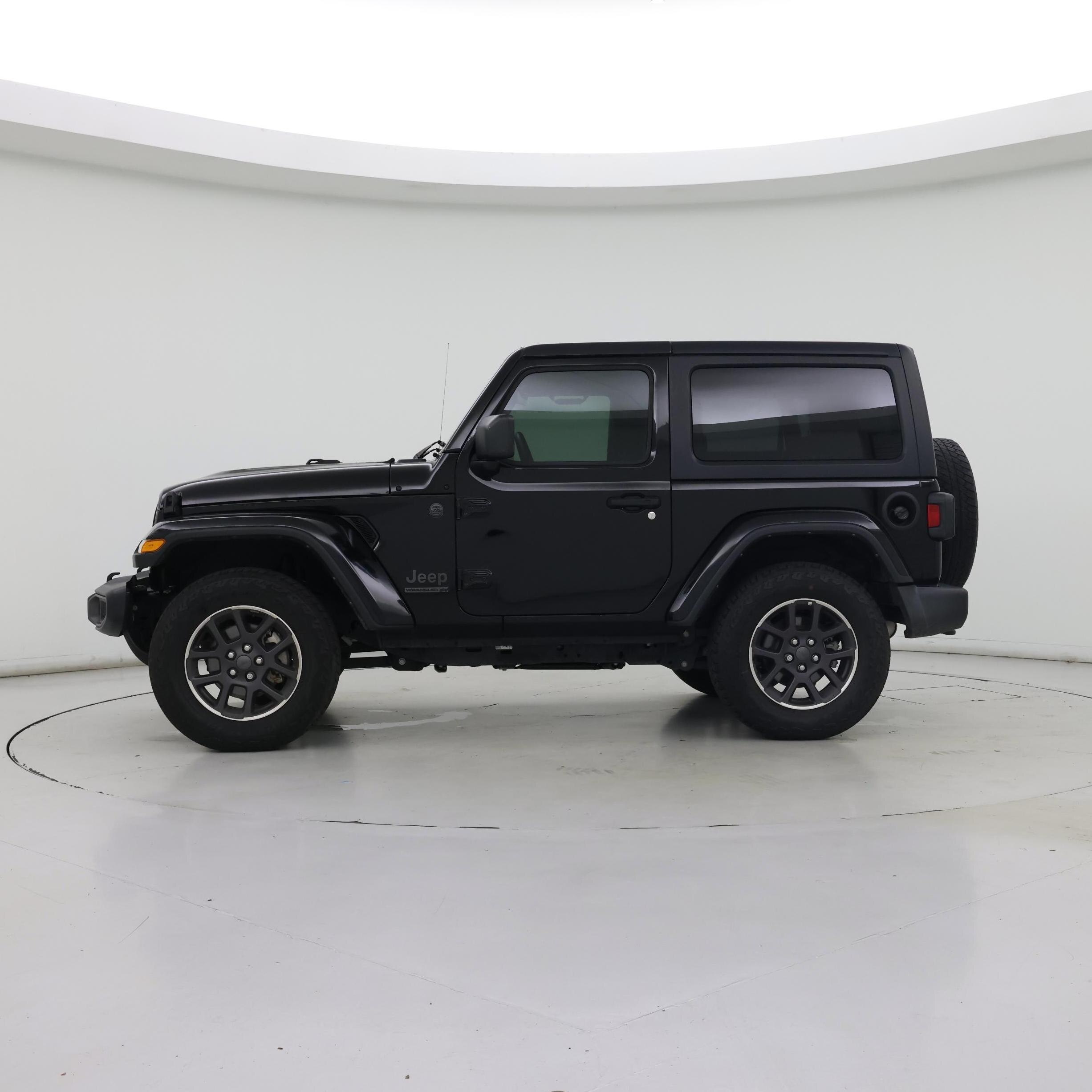 Thumbnail: 2021 Jeep Wrangler - 3