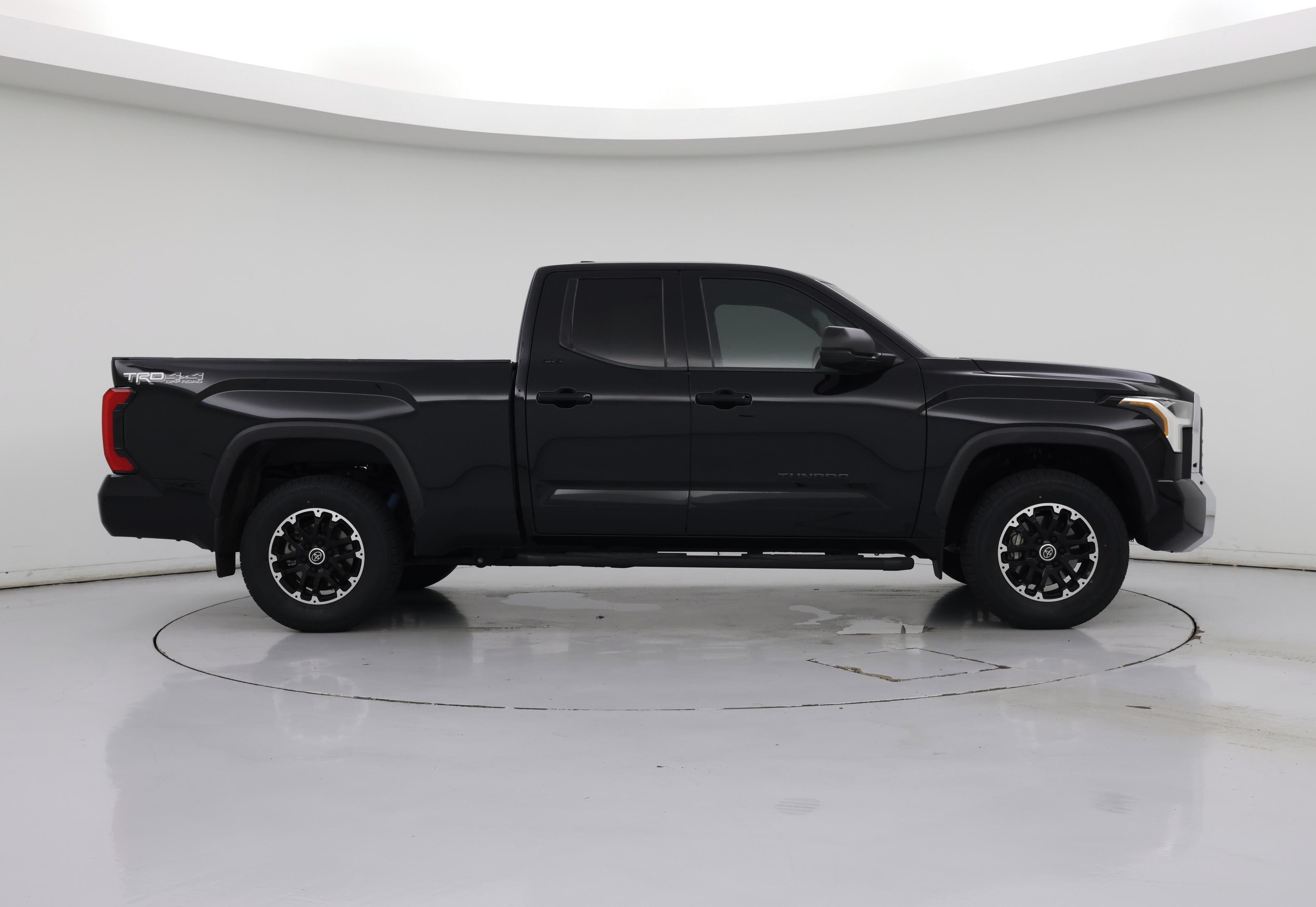 Thumbnail: 2023 Toyota Tundra - 7