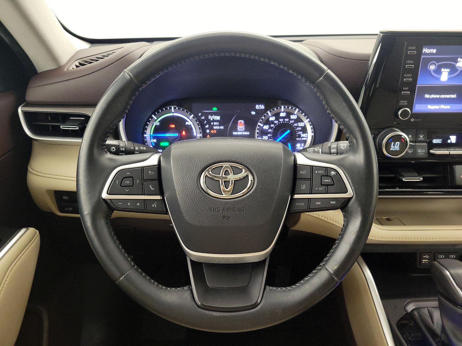 Thumbnail: 2022 Toyota Highlander - 10