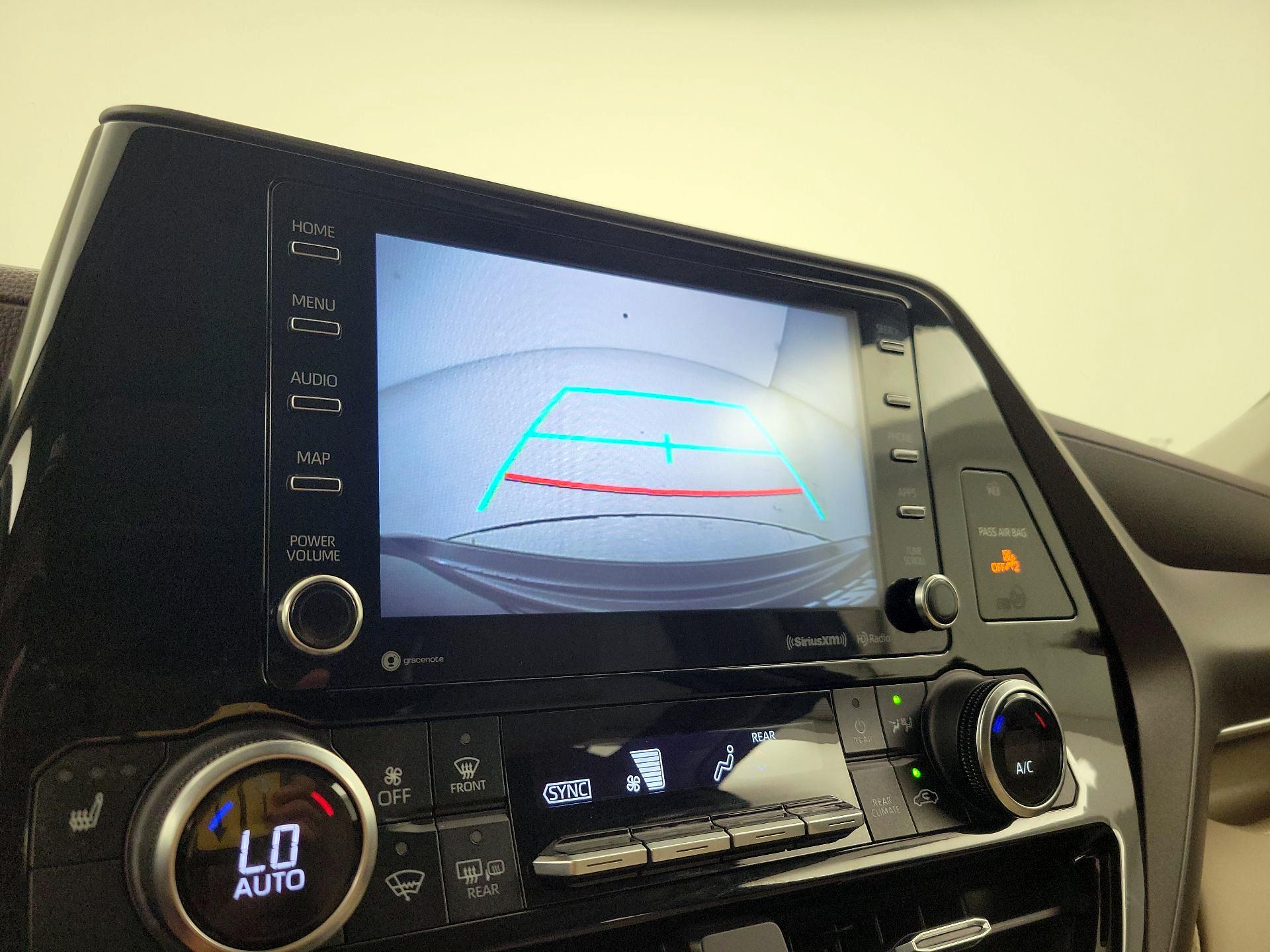 Thumbnail: 2022 Toyota Highlander - 14