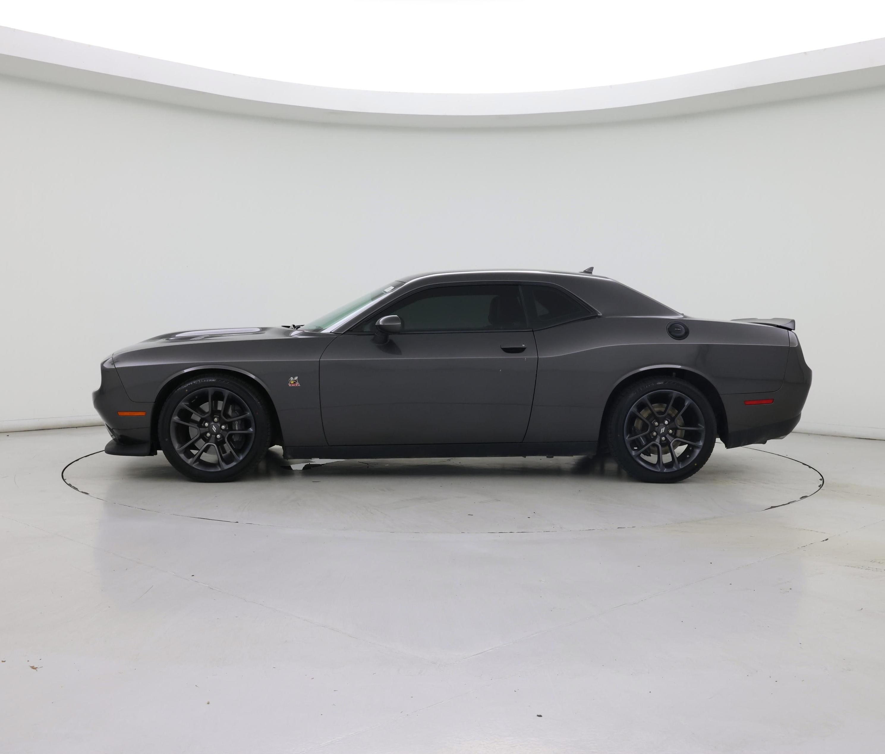 Thumbnail: 2022 Dodge Challenger - 3