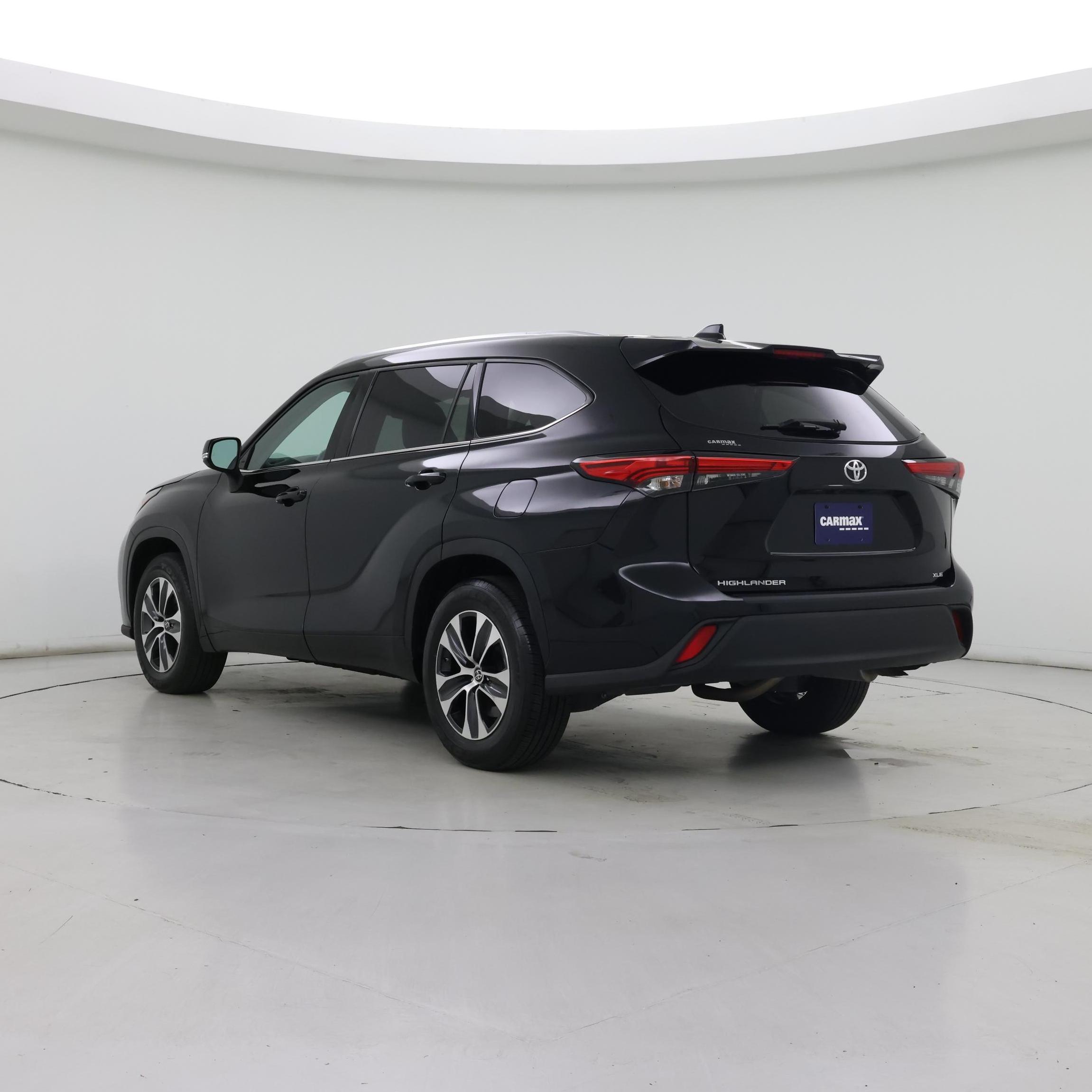 Thumbnail: 2021 Toyota Highlander - 2