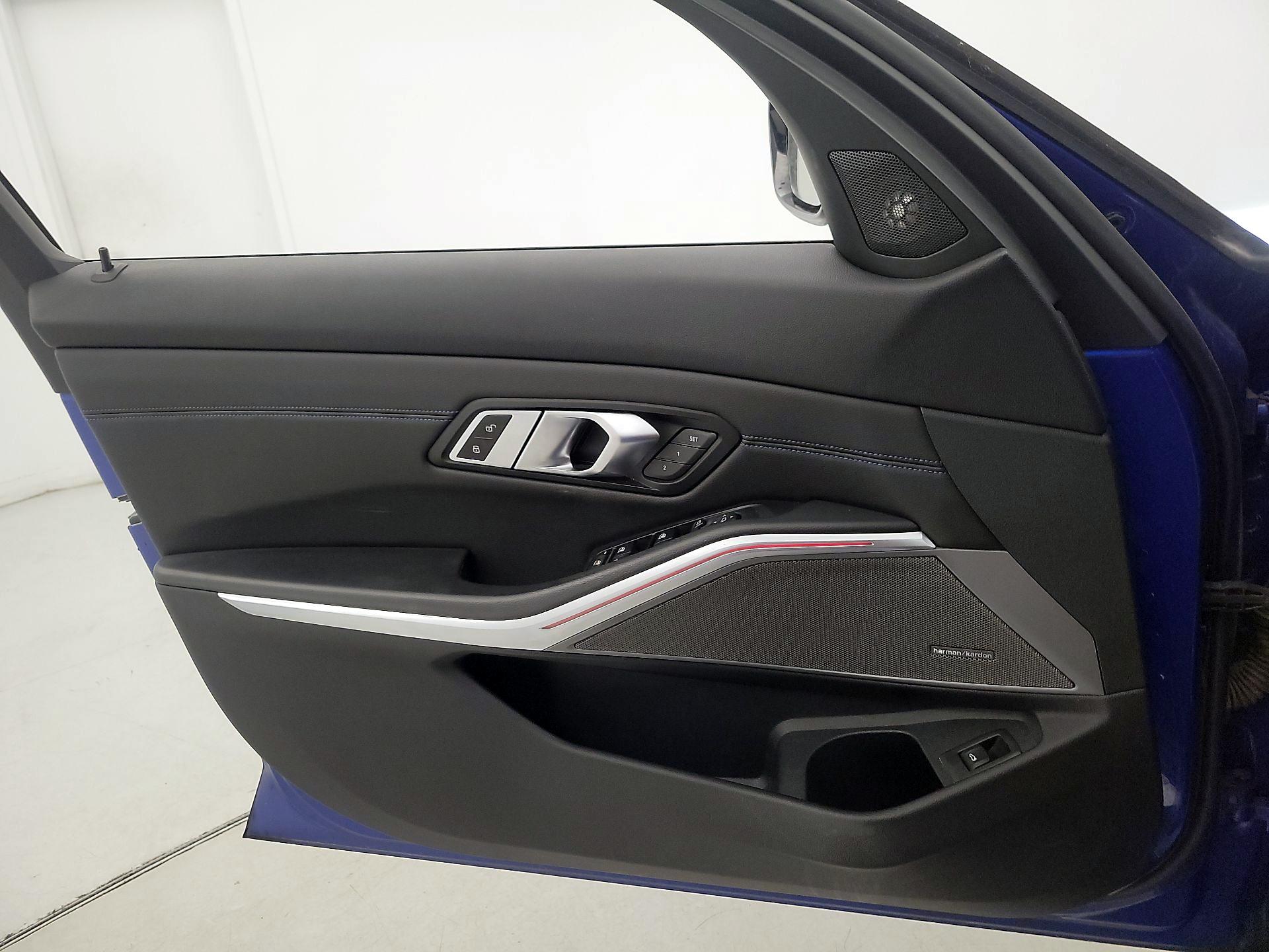 Thumbnail: 2019 BMW 3 Series - 12