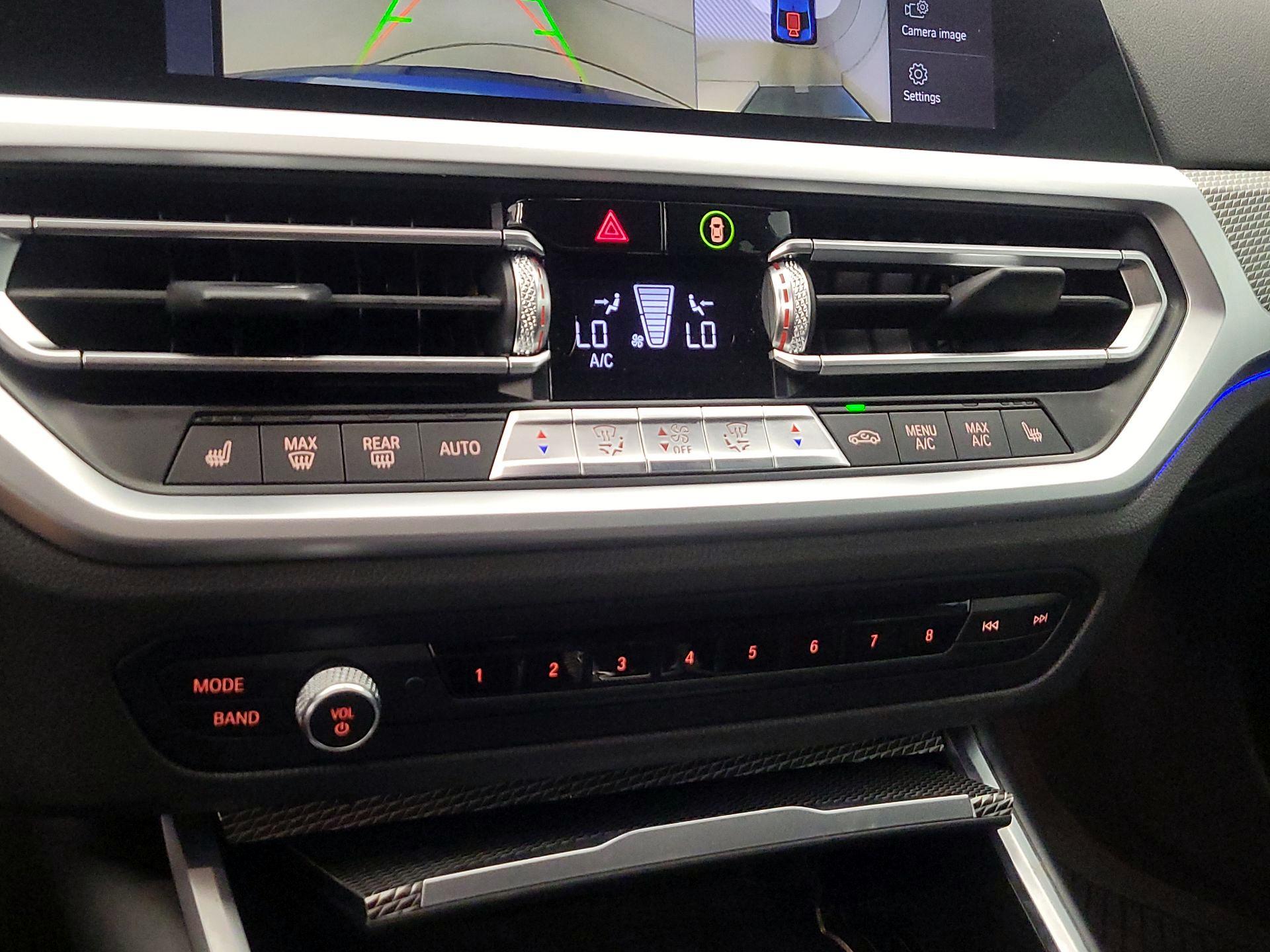 Thumbnail: 2019 BMW 3 Series - 17
