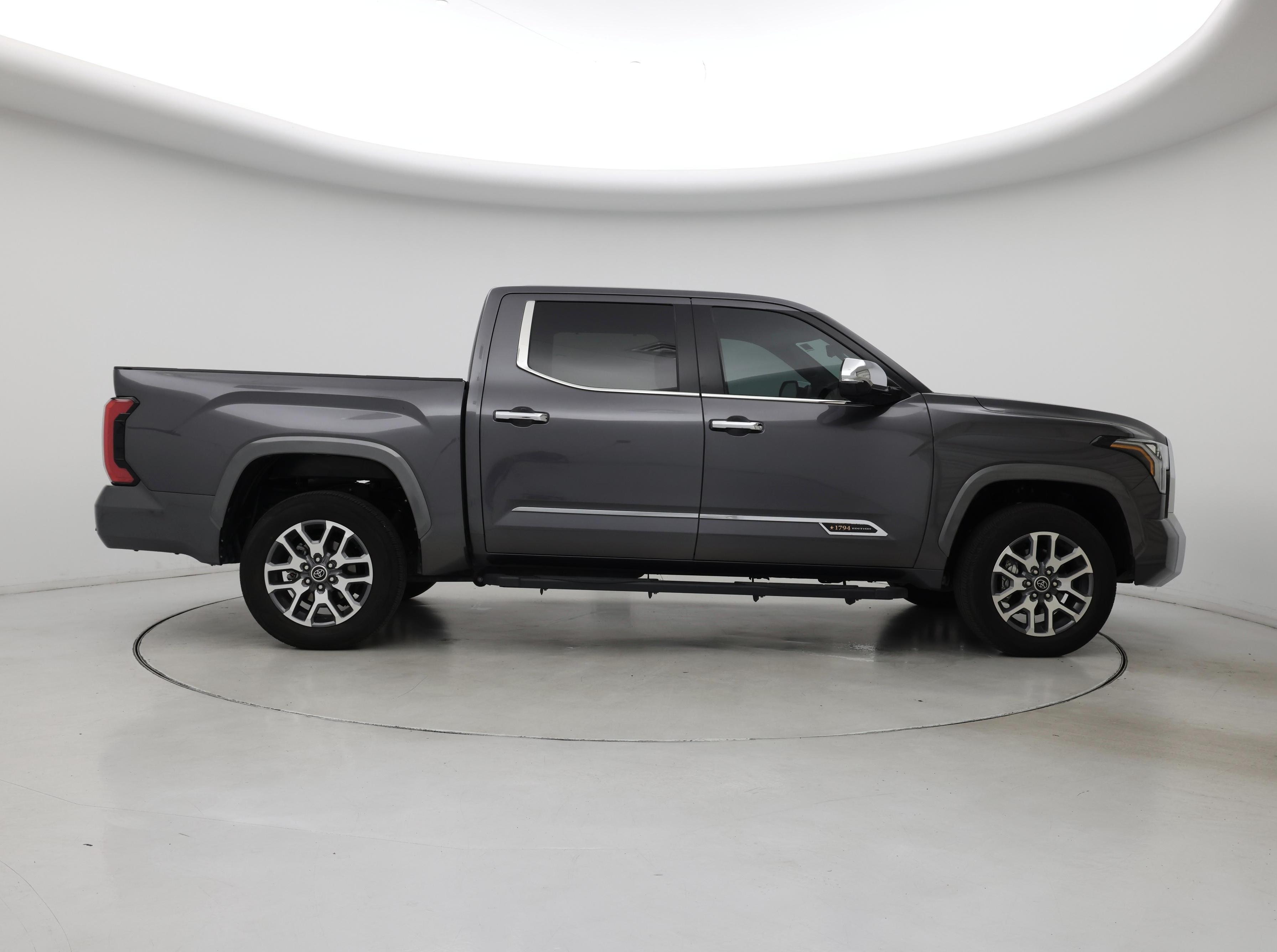 Thumbnail: 2024 Toyota Tundra - 7
