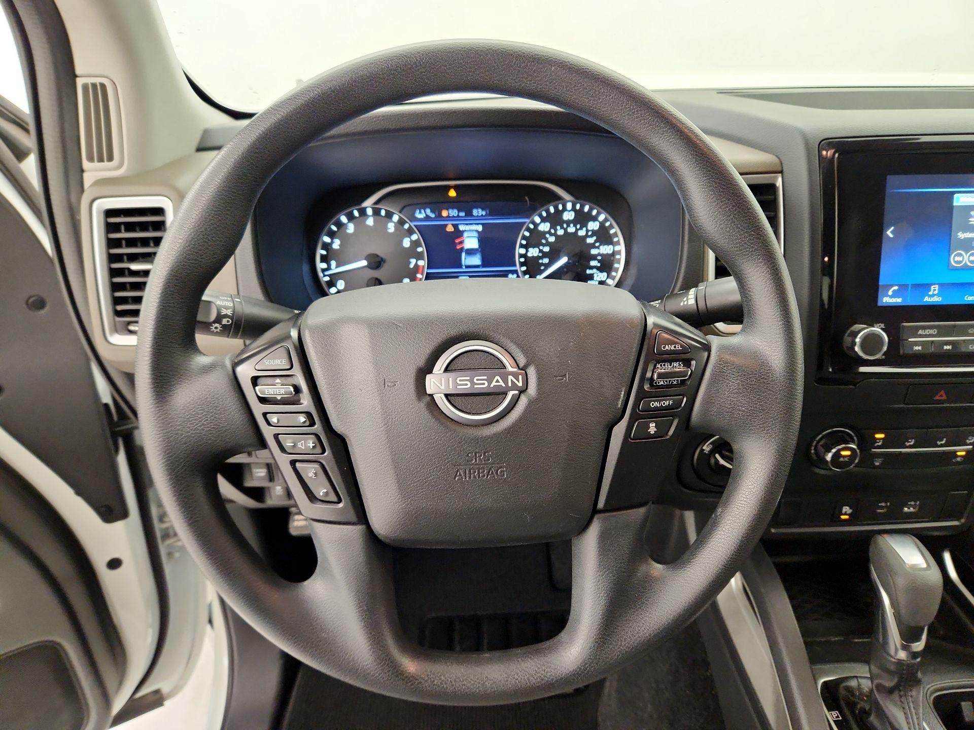 Thumbnail: 2022 Nissan Frontier - 10