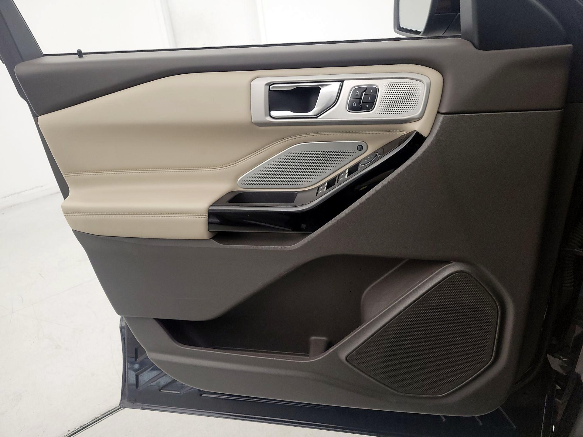 Thumbnail: 2021 Ford Explorer - 12