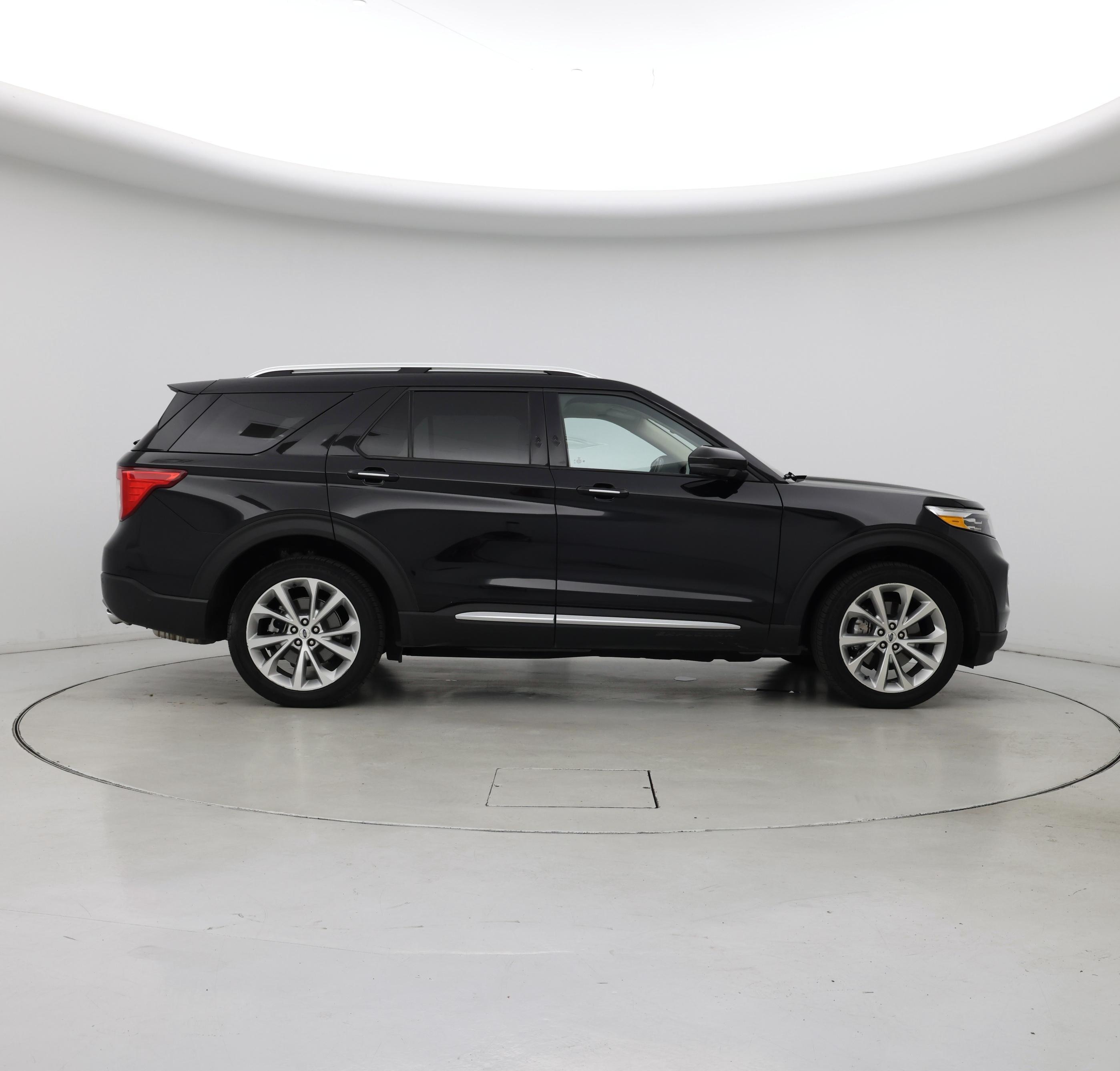 Thumbnail: 2021 Ford Explorer - 7