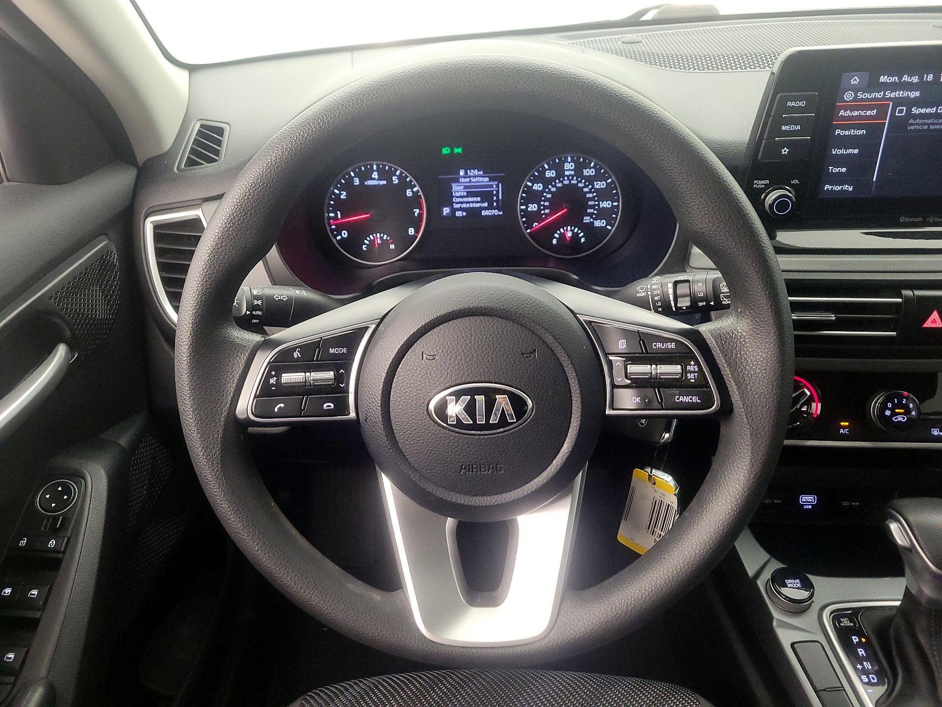 Thumbnail: 2021 Kia Seltos - 10