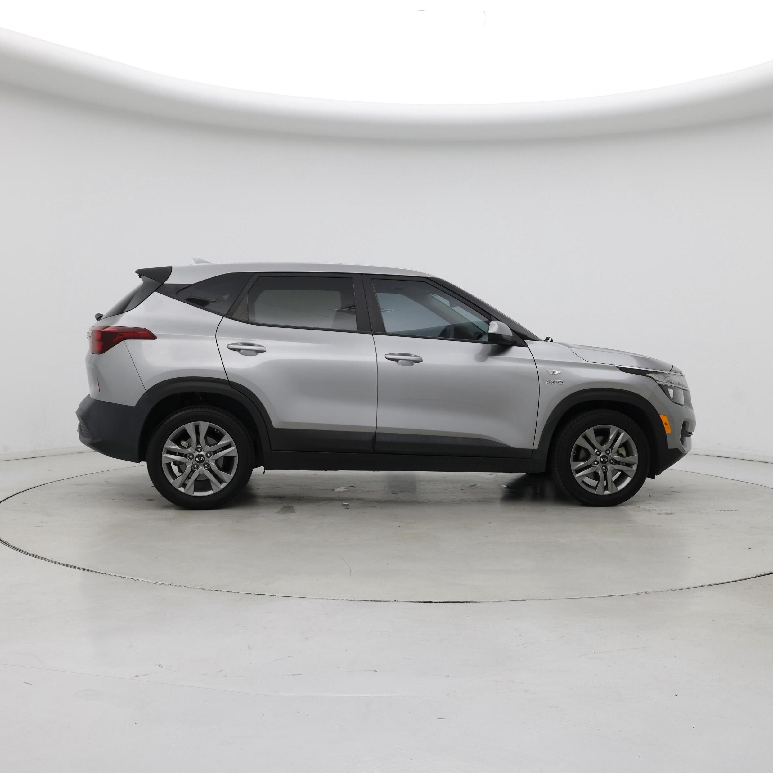 Thumbnail: 2021 Kia Seltos - 7