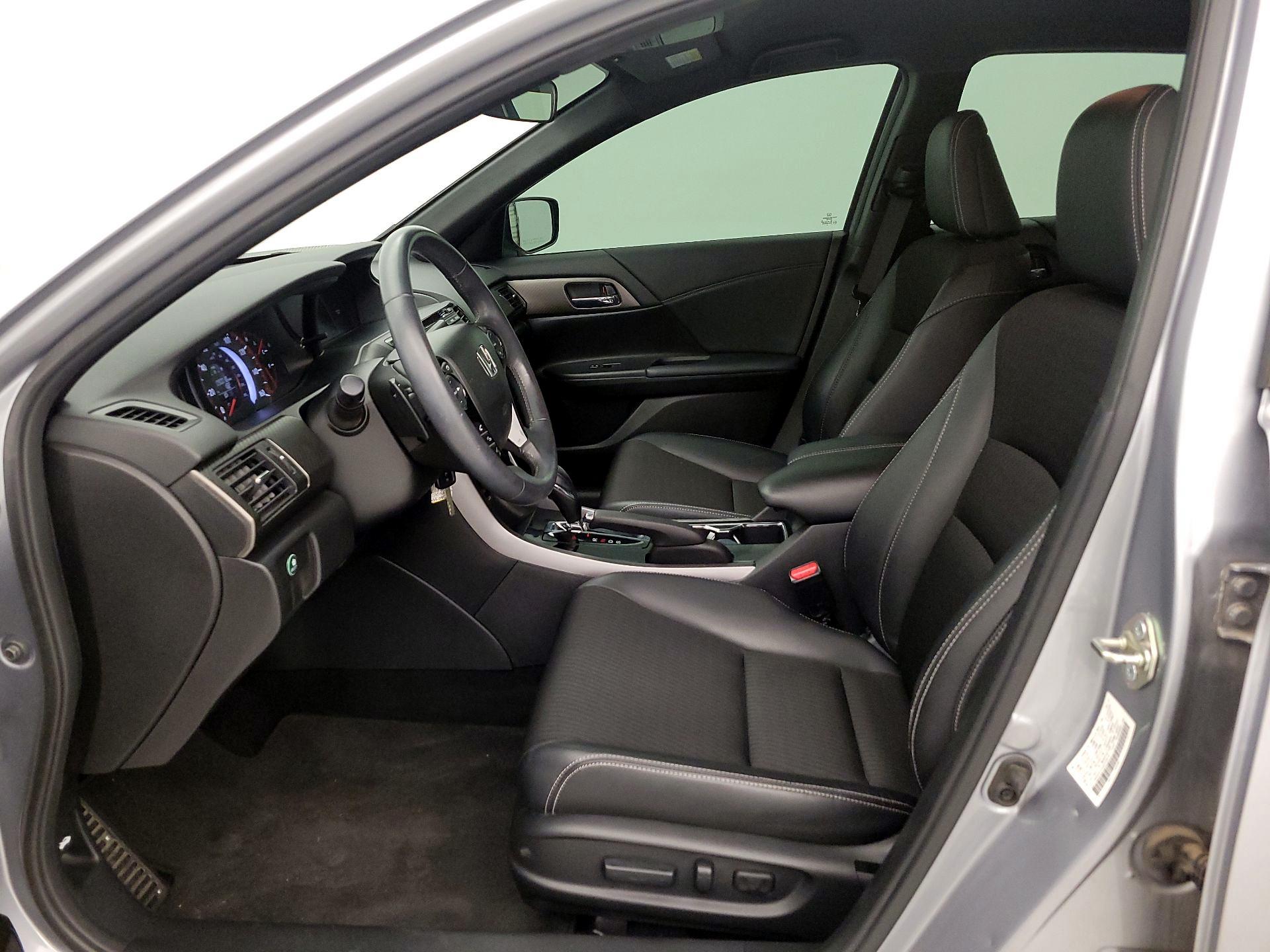 Thumbnail: 2016 Honda Accord - 11