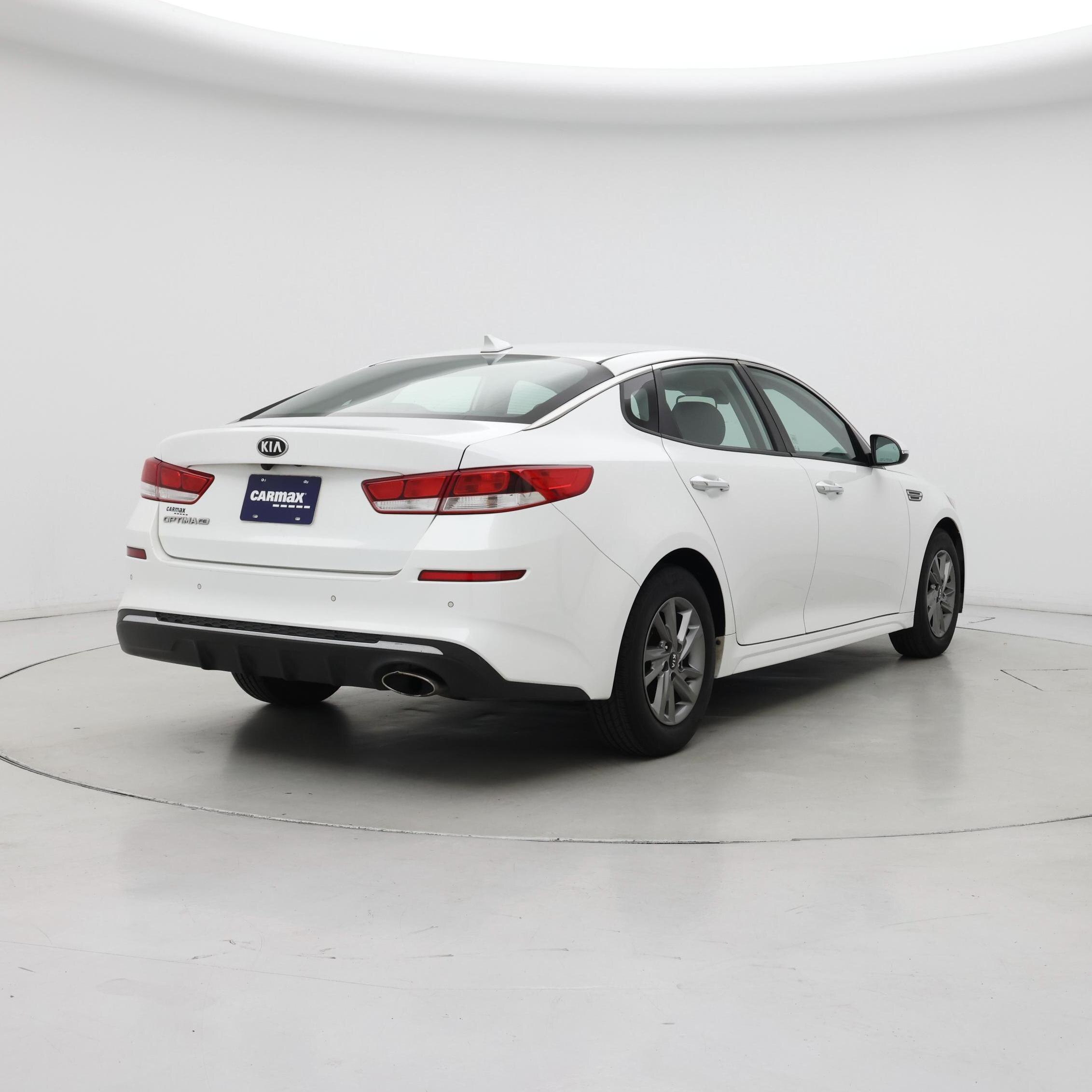 Thumbnail: 2019 Kia Optima - 8