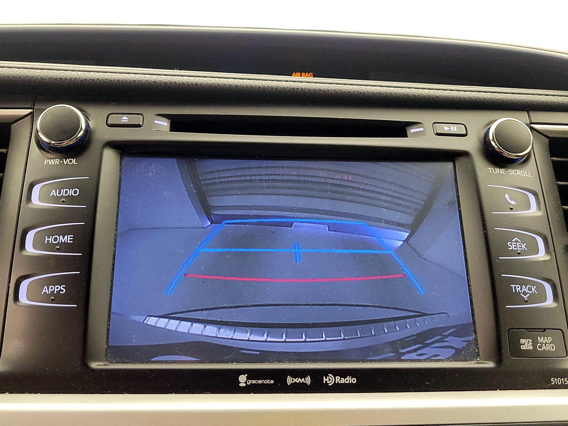 Thumbnail: 2016 Toyota Highlander - 15