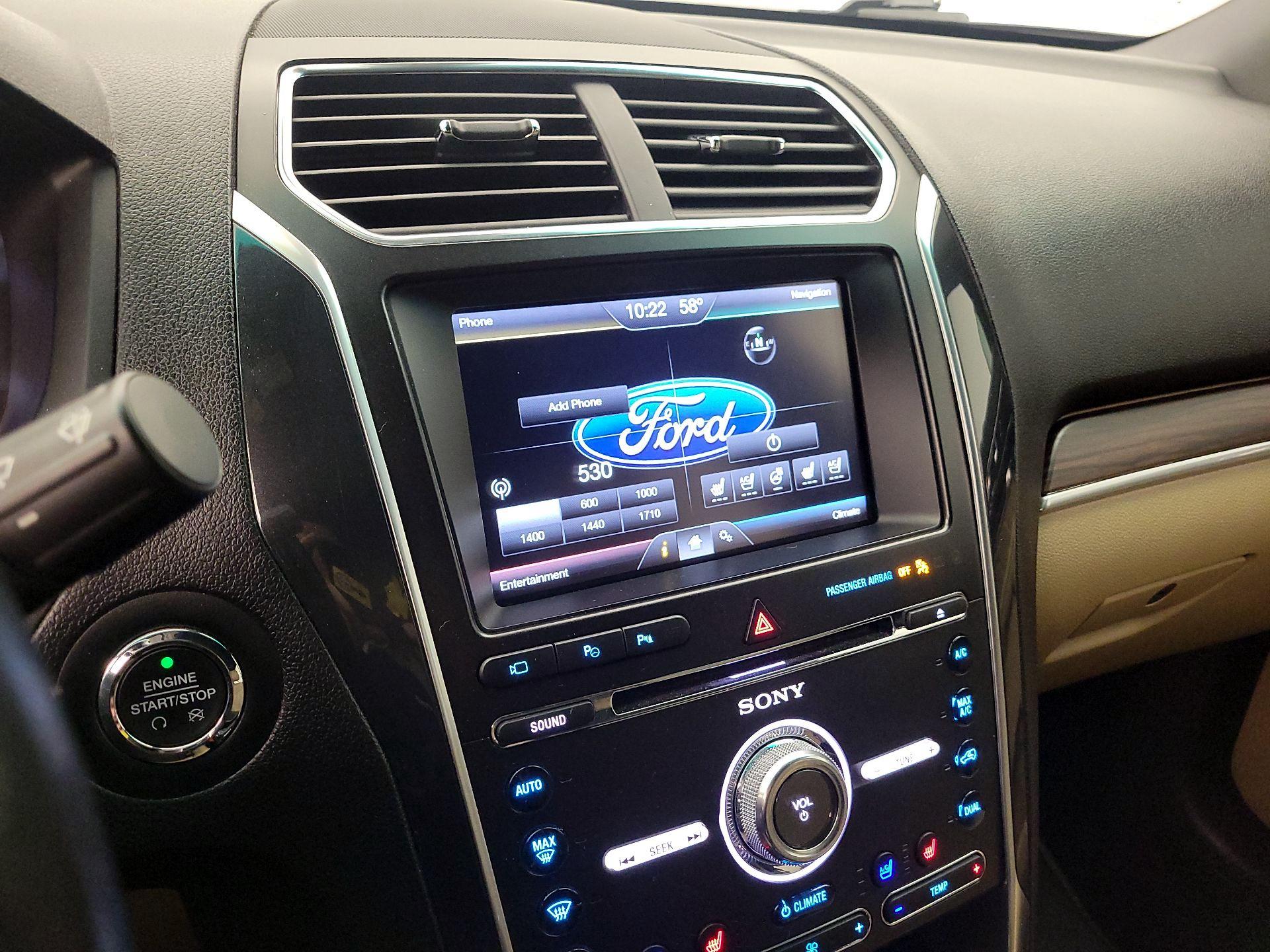 Thumbnail: 2016 Ford Explorer - 15