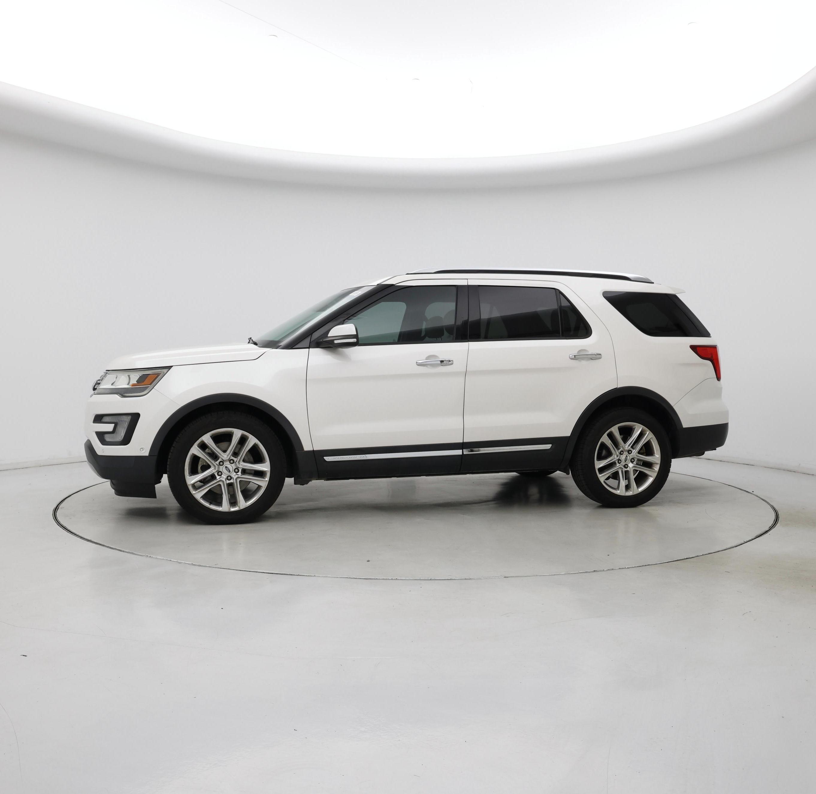 Thumbnail: 2016 Ford Explorer - 3