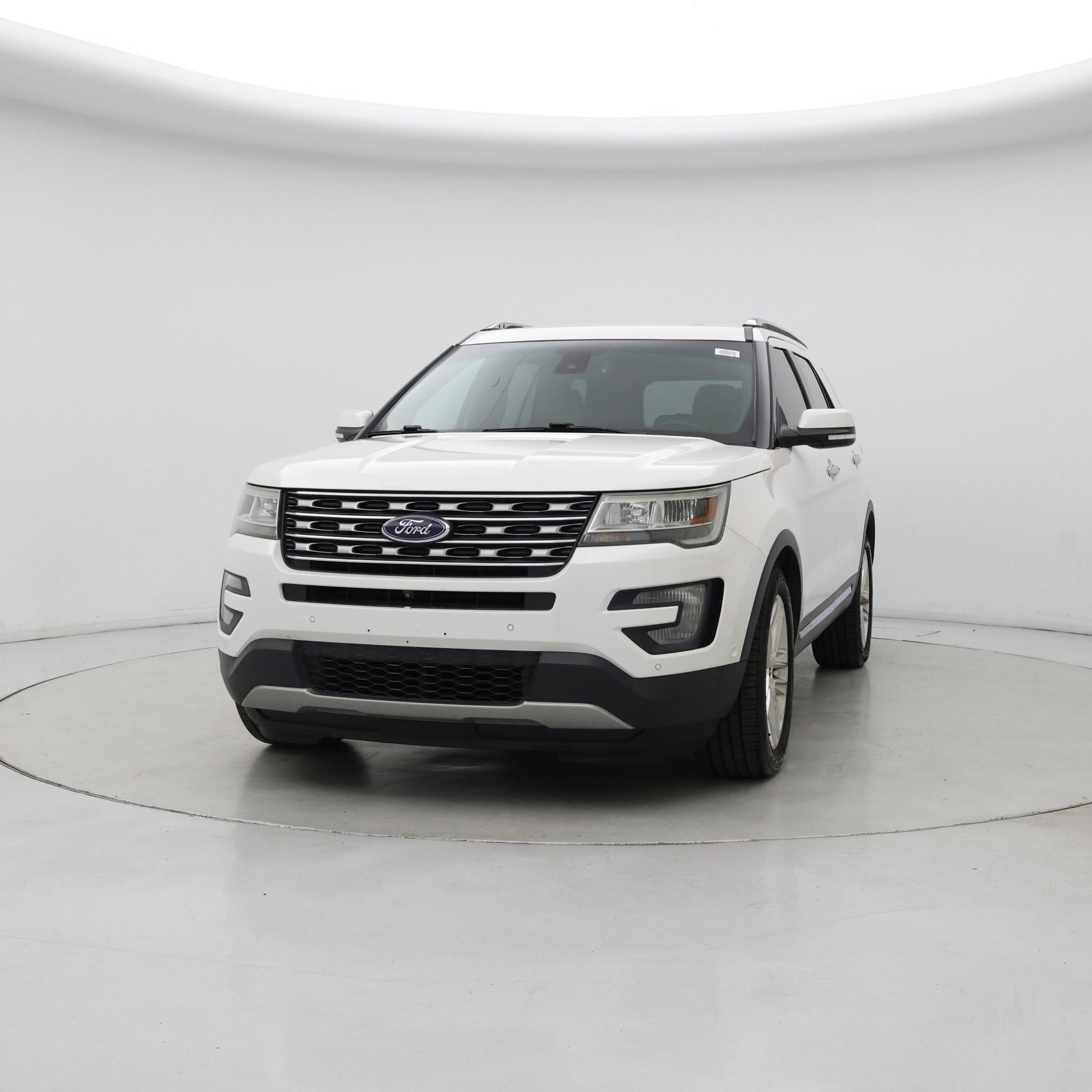 Thumbnail: 2016 Ford Explorer - 4