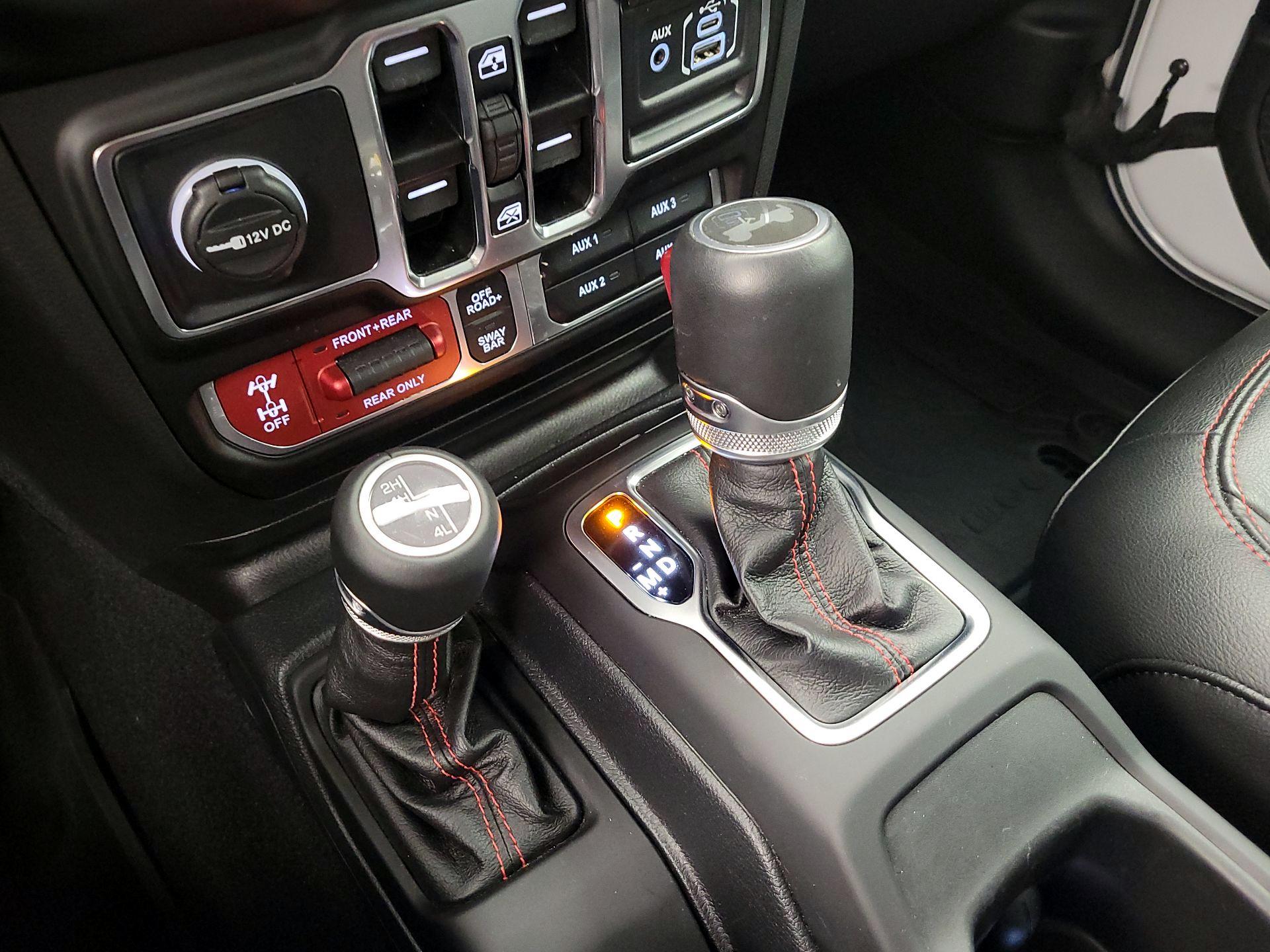 Thumbnail: 2023 Jeep Wrangler - 18