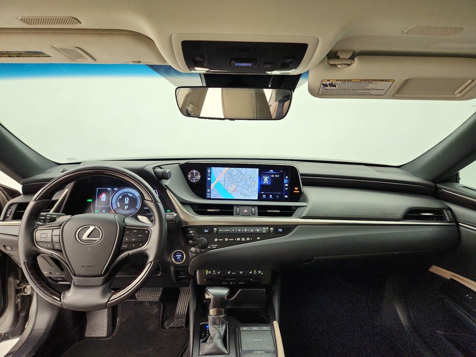Thumbnail: 2020 Lexus ES - 9