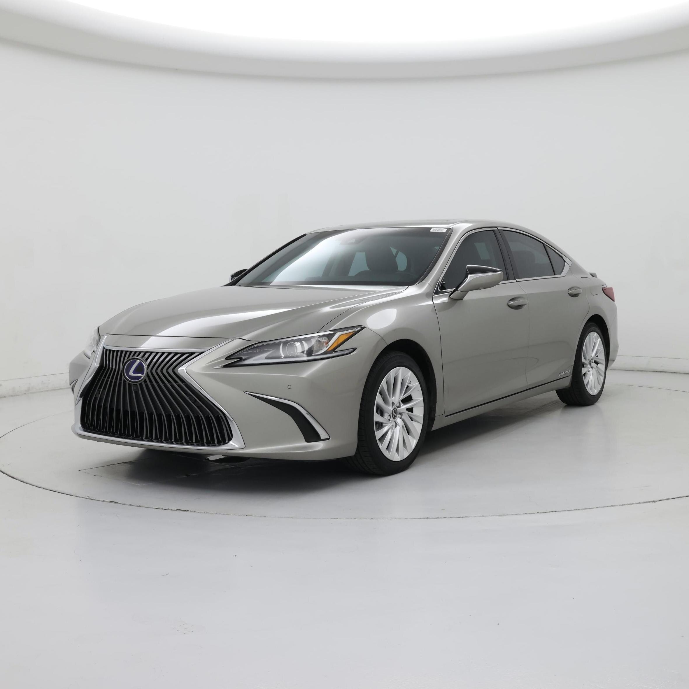 Thumbnail: 2020 Lexus ES - 4