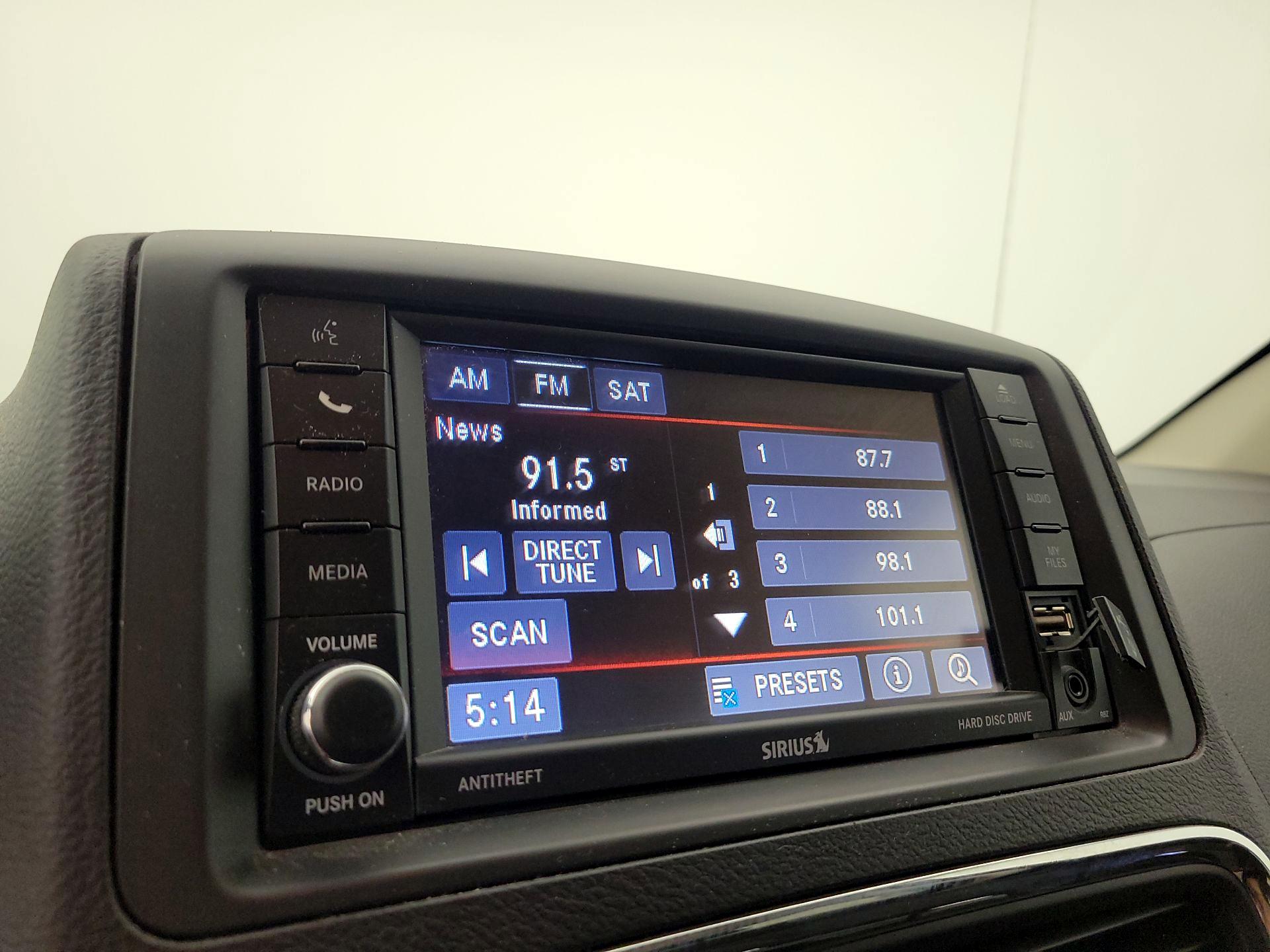 Thumbnail: 2016 Dodge Grand Caravan - 15