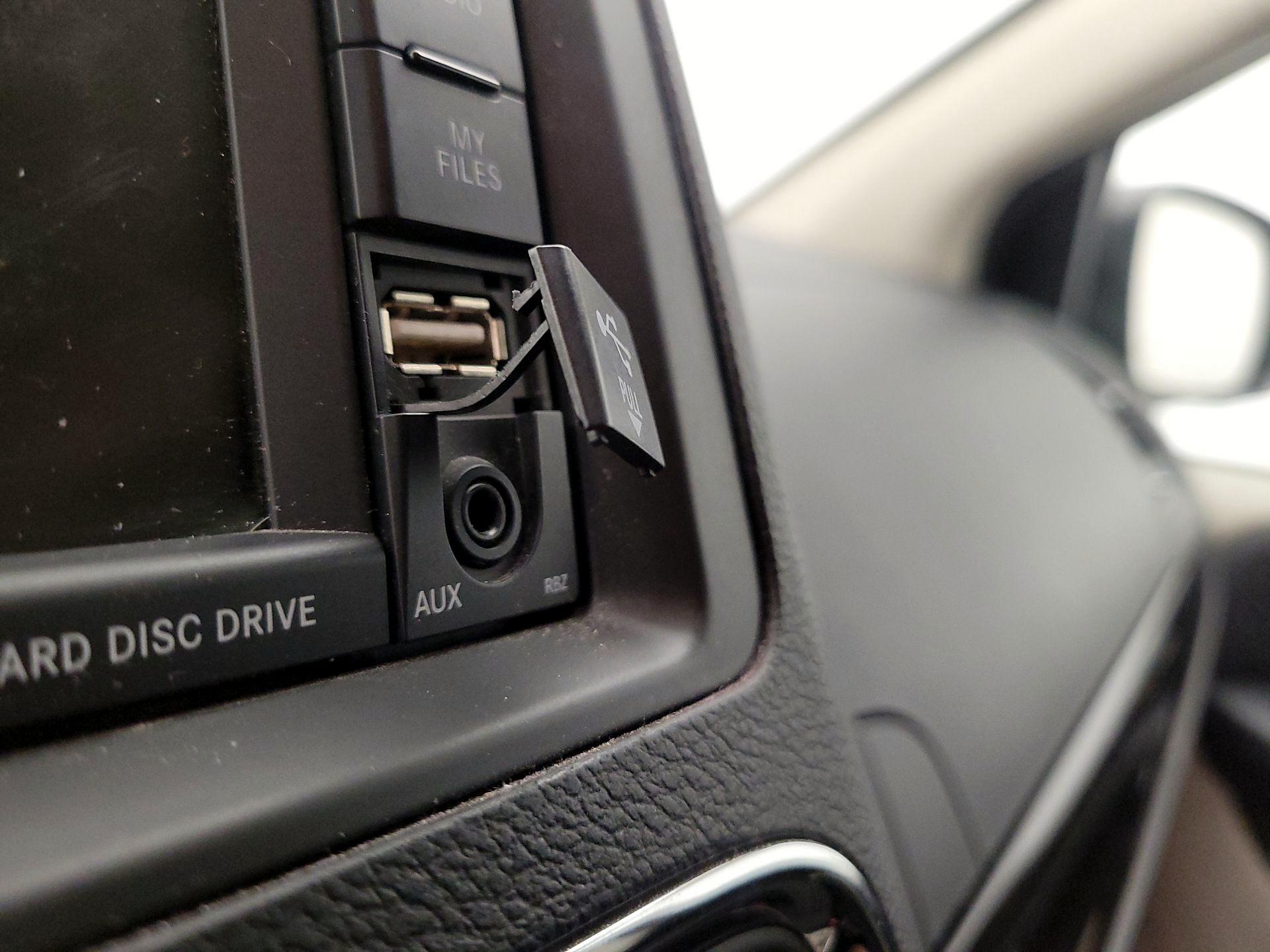 Thumbnail: 2016 Dodge Grand Caravan - 18
