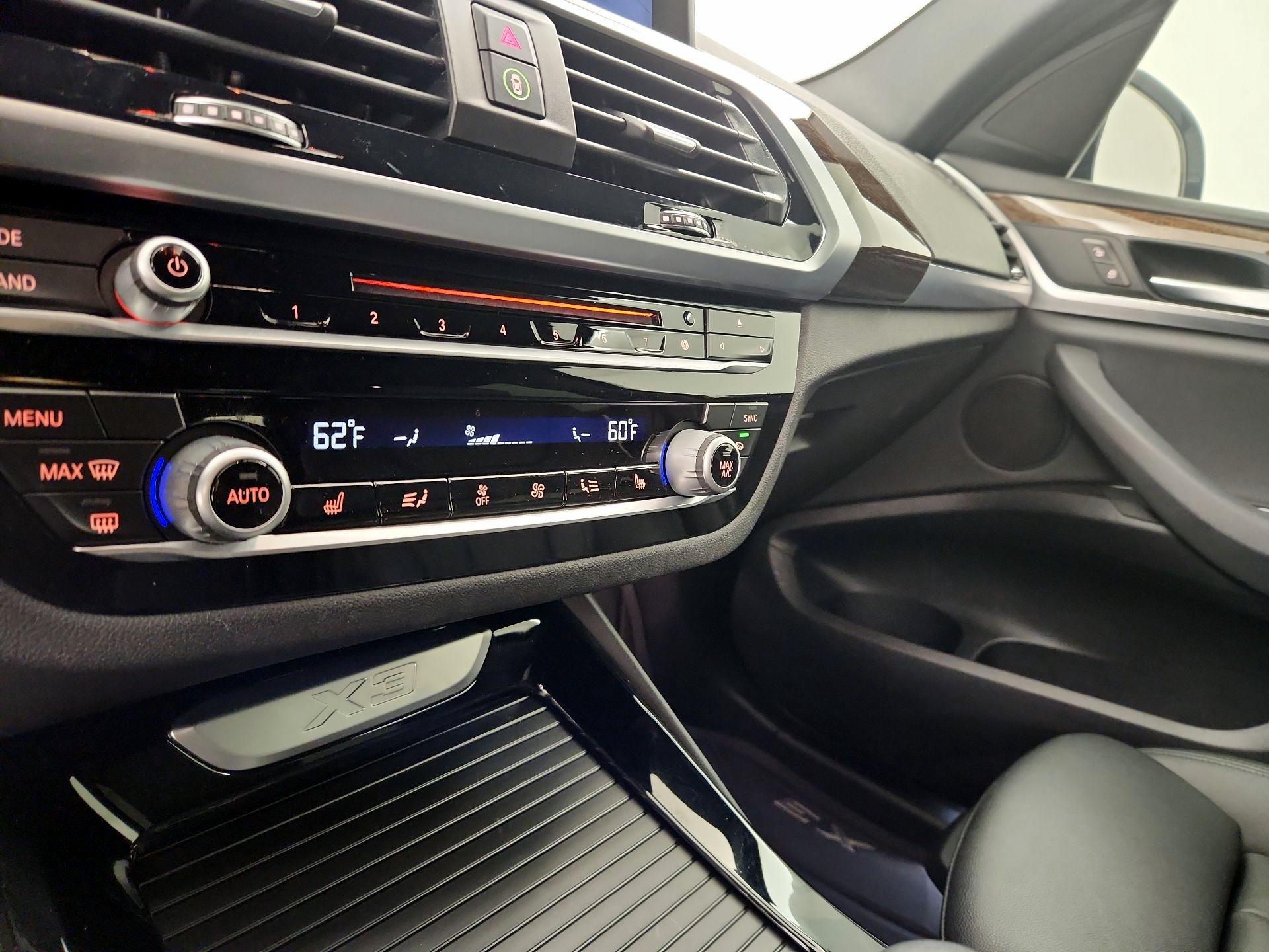 Thumbnail: 2019 BMW X3 - 17