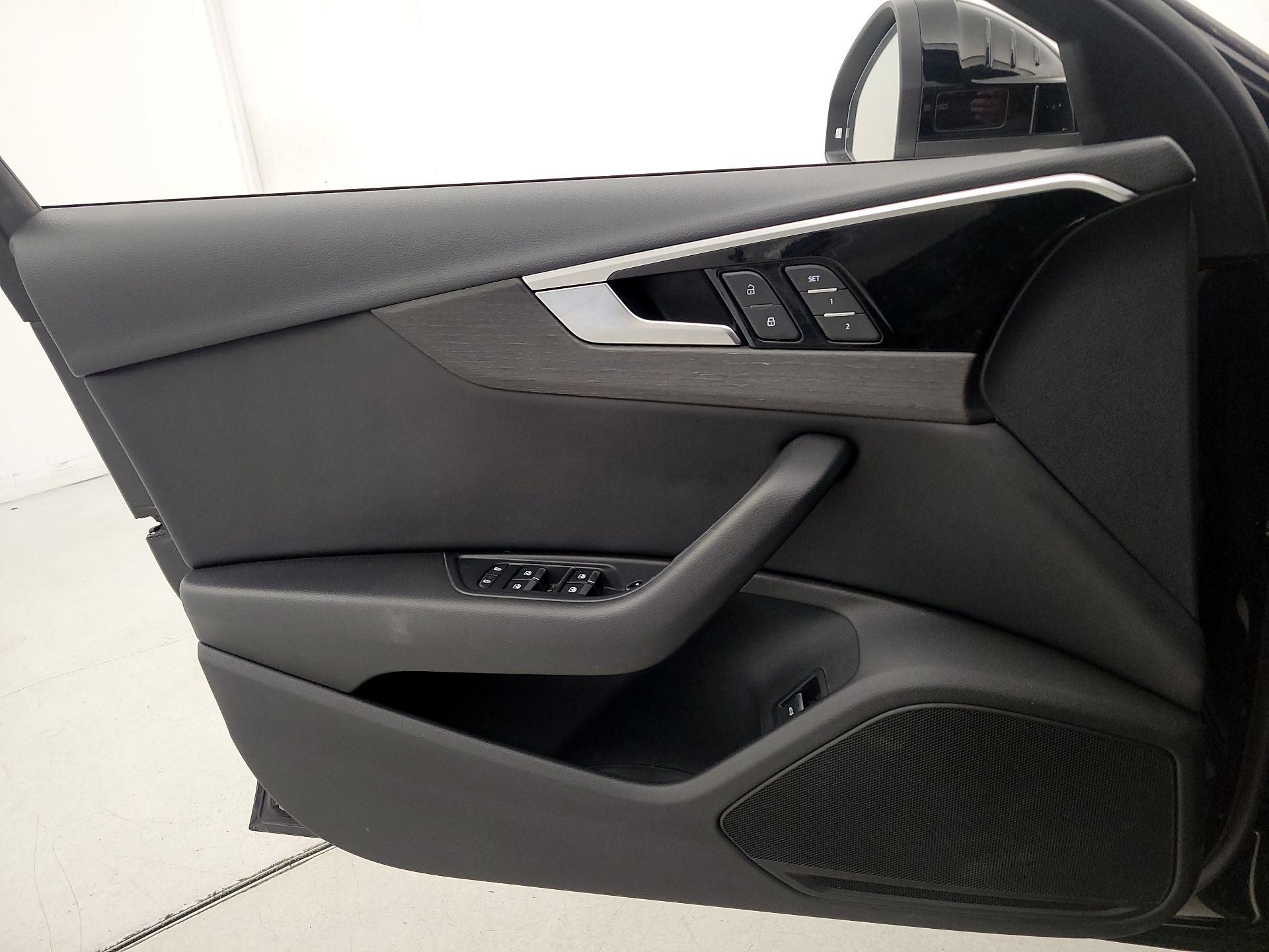 Thumbnail: 2020 Audi A4 - 12