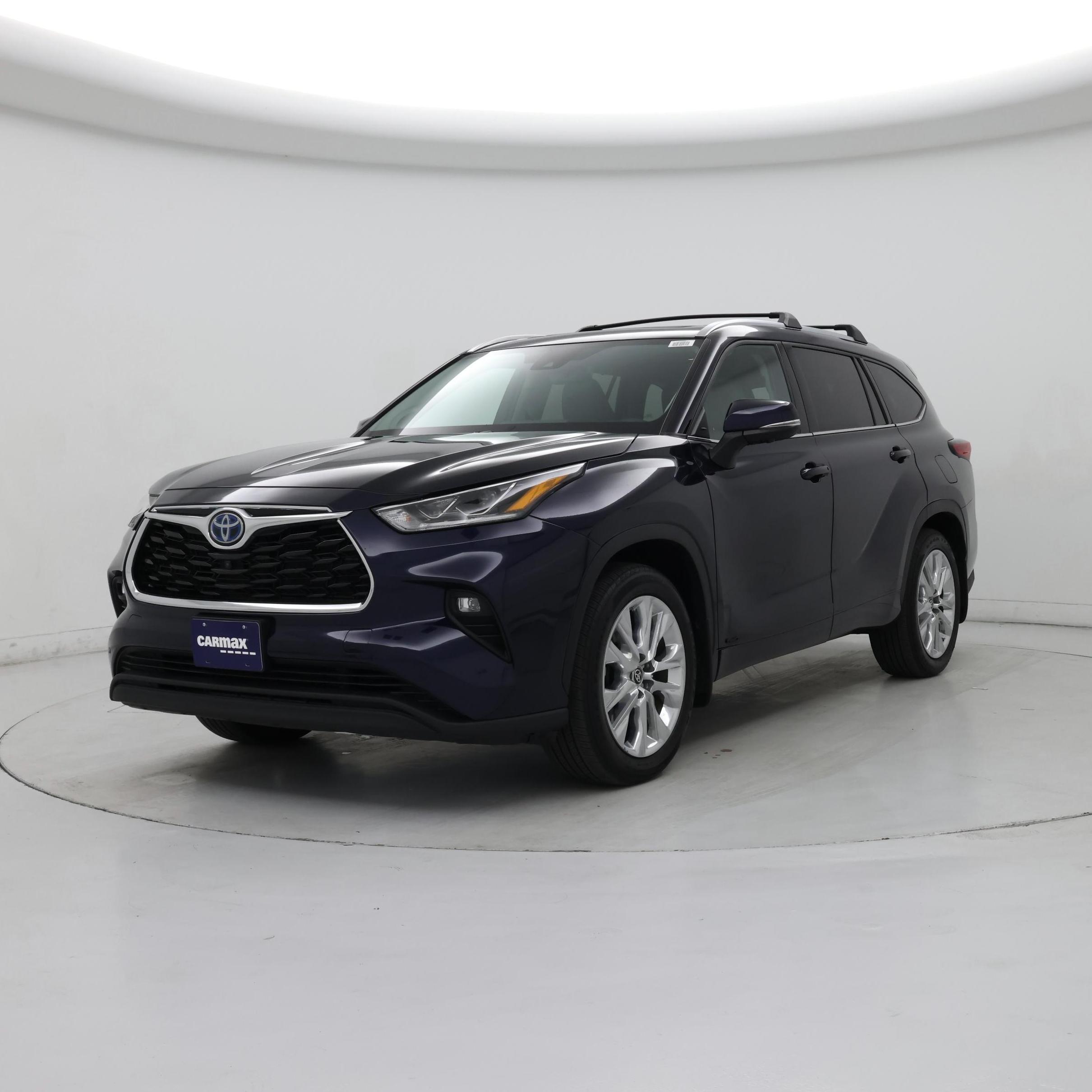 Thumbnail: 2023 Toyota Highlander - 4