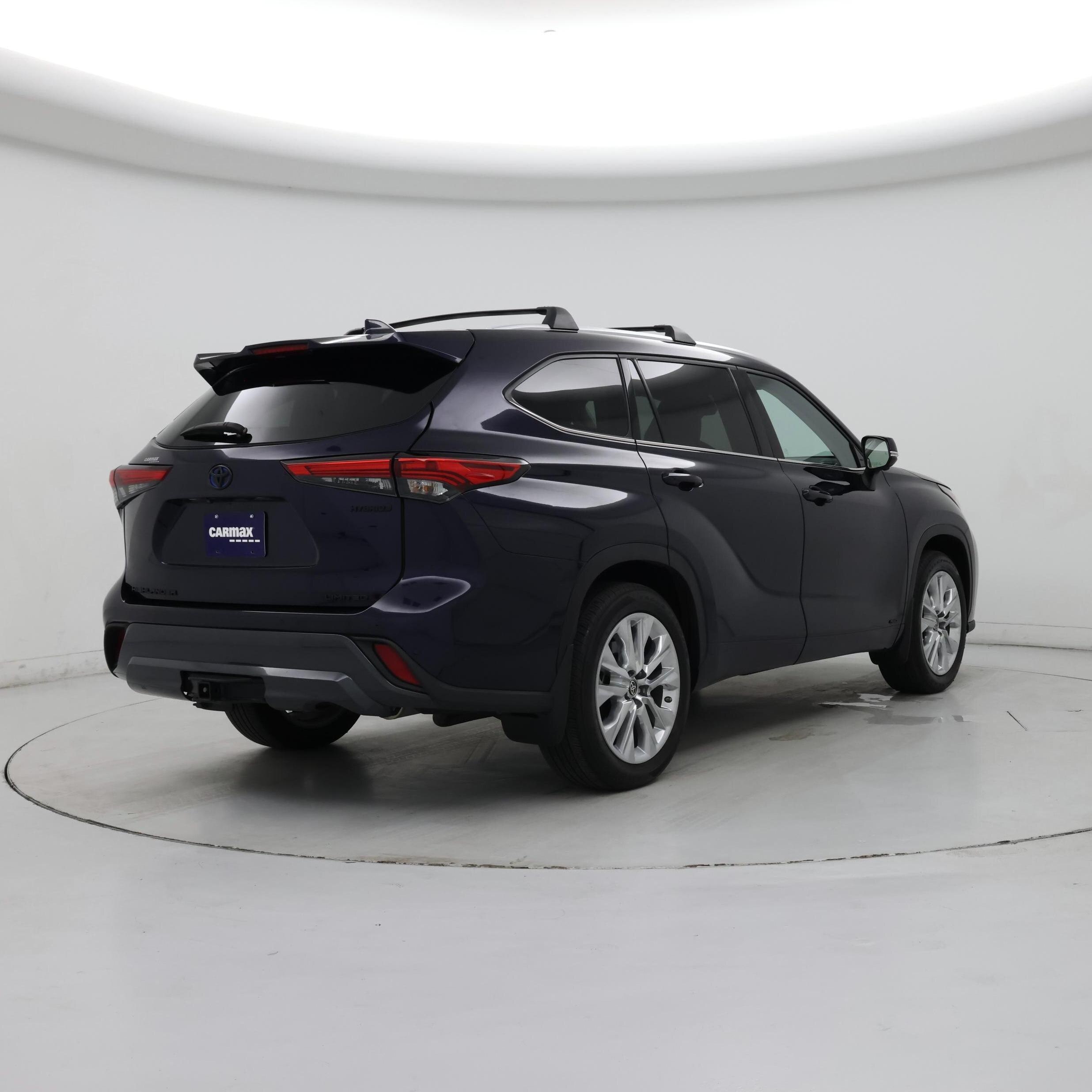 Thumbnail: 2023 Toyota Highlander - 8