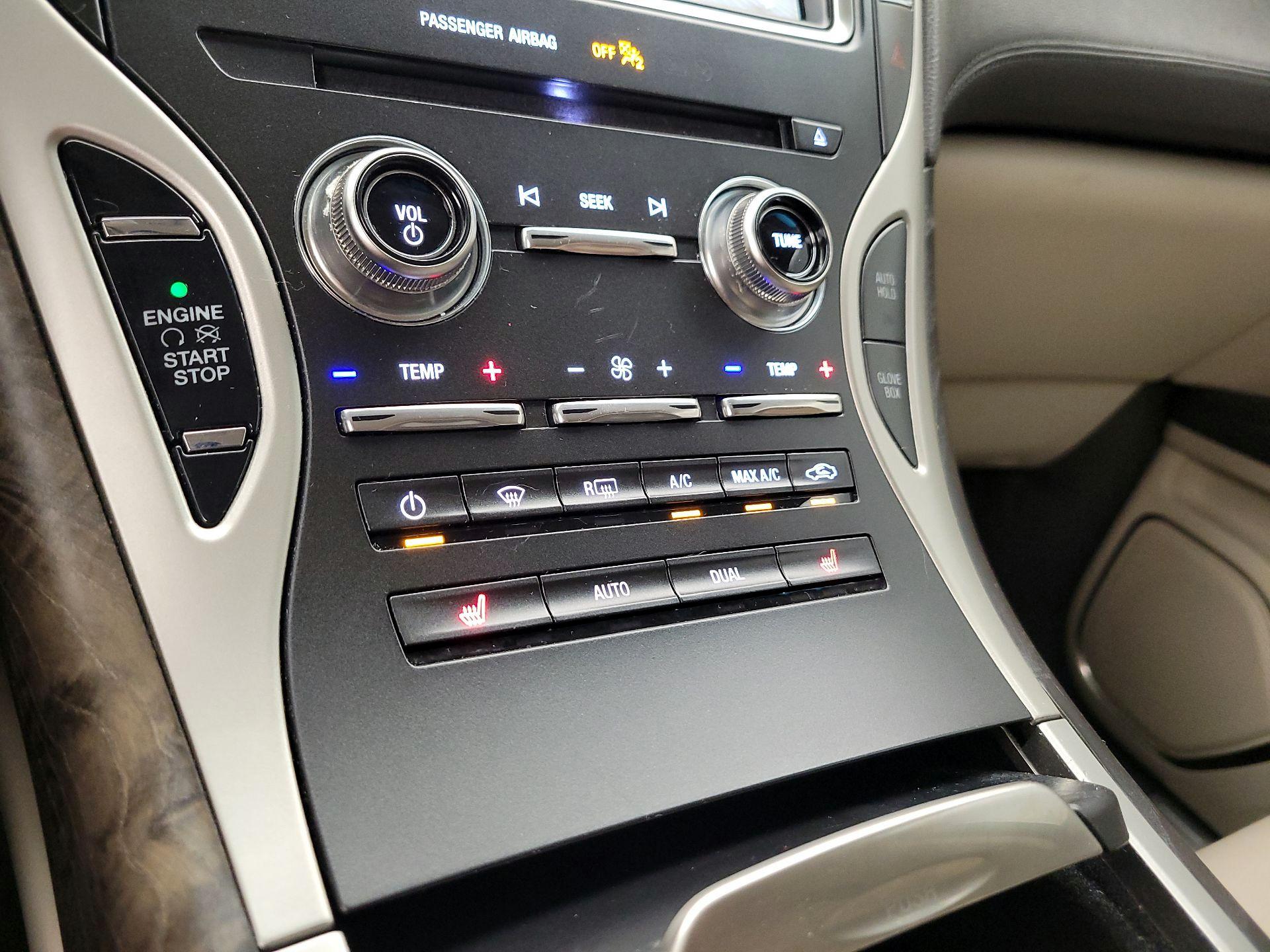 Thumbnail: 2018 Lincoln MKX - 17