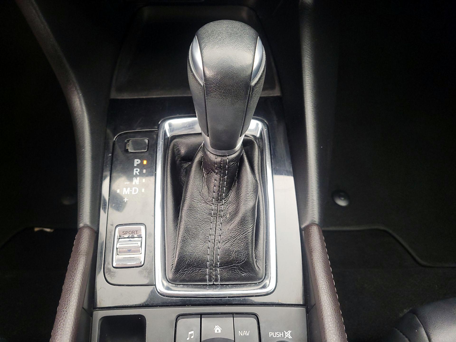 Thumbnail: 2018 Mazda Mazda3 - 18