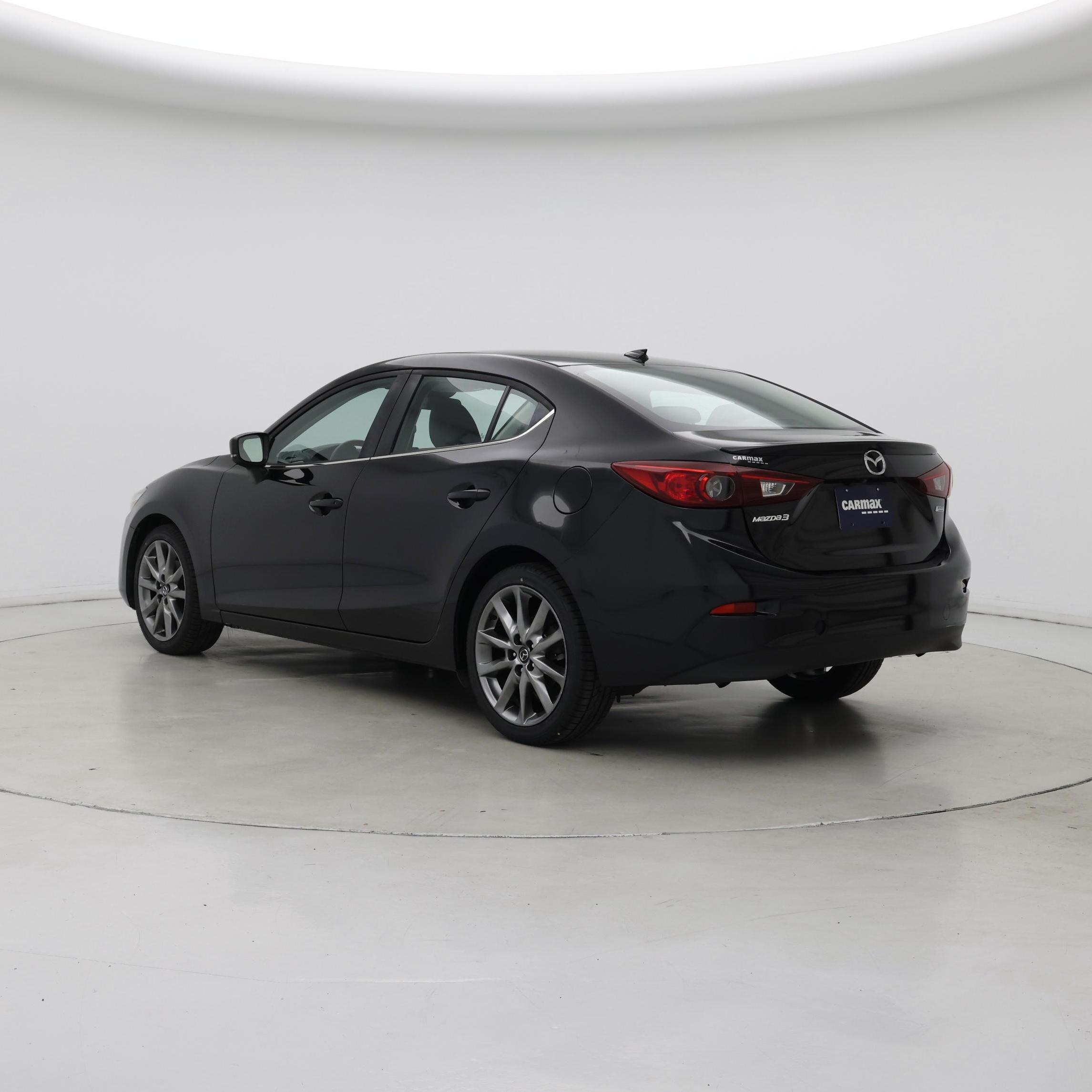 Thumbnail: 2018 Mazda Mazda3 - 2