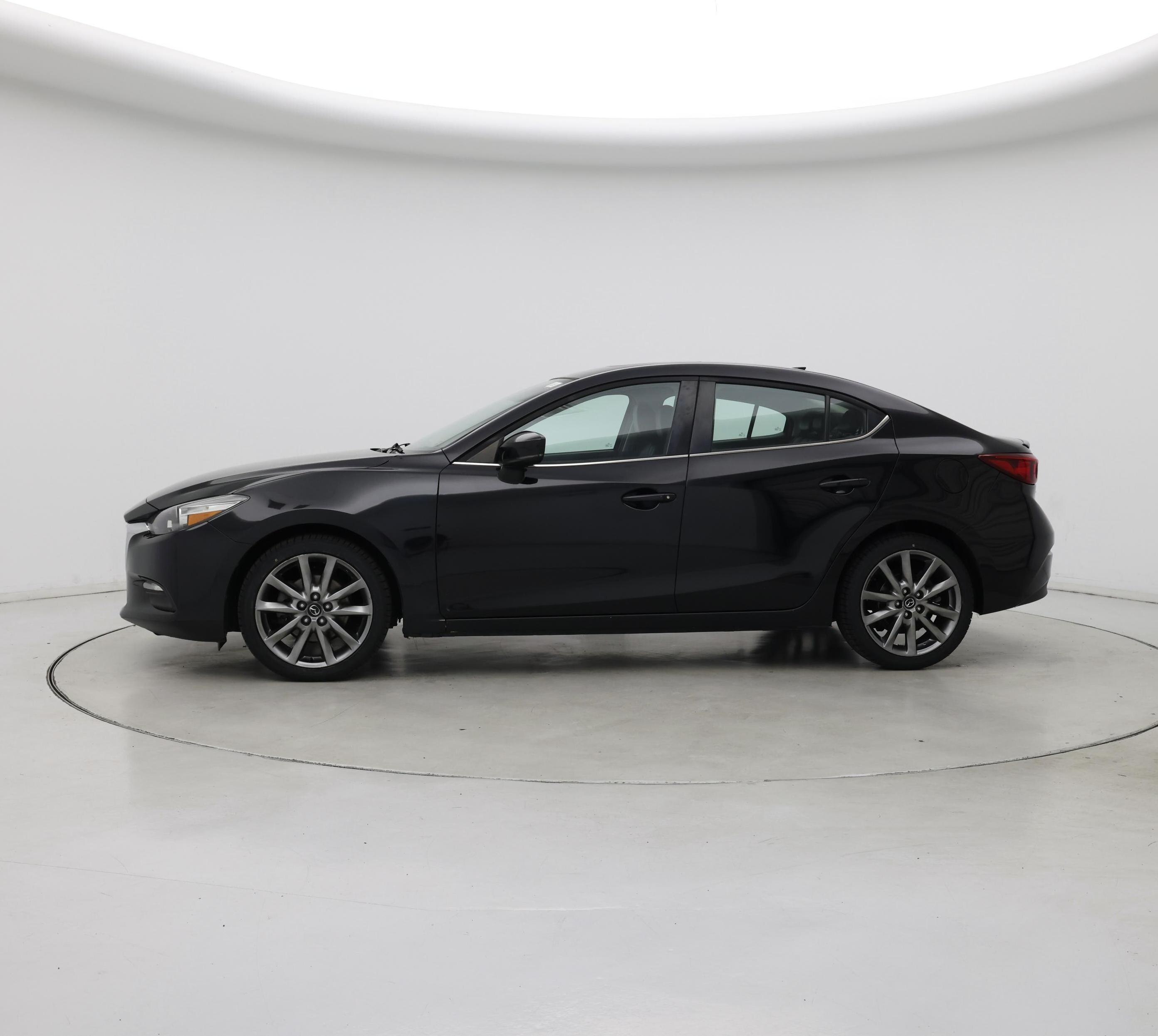 Thumbnail: 2018 Mazda Mazda3 - 3