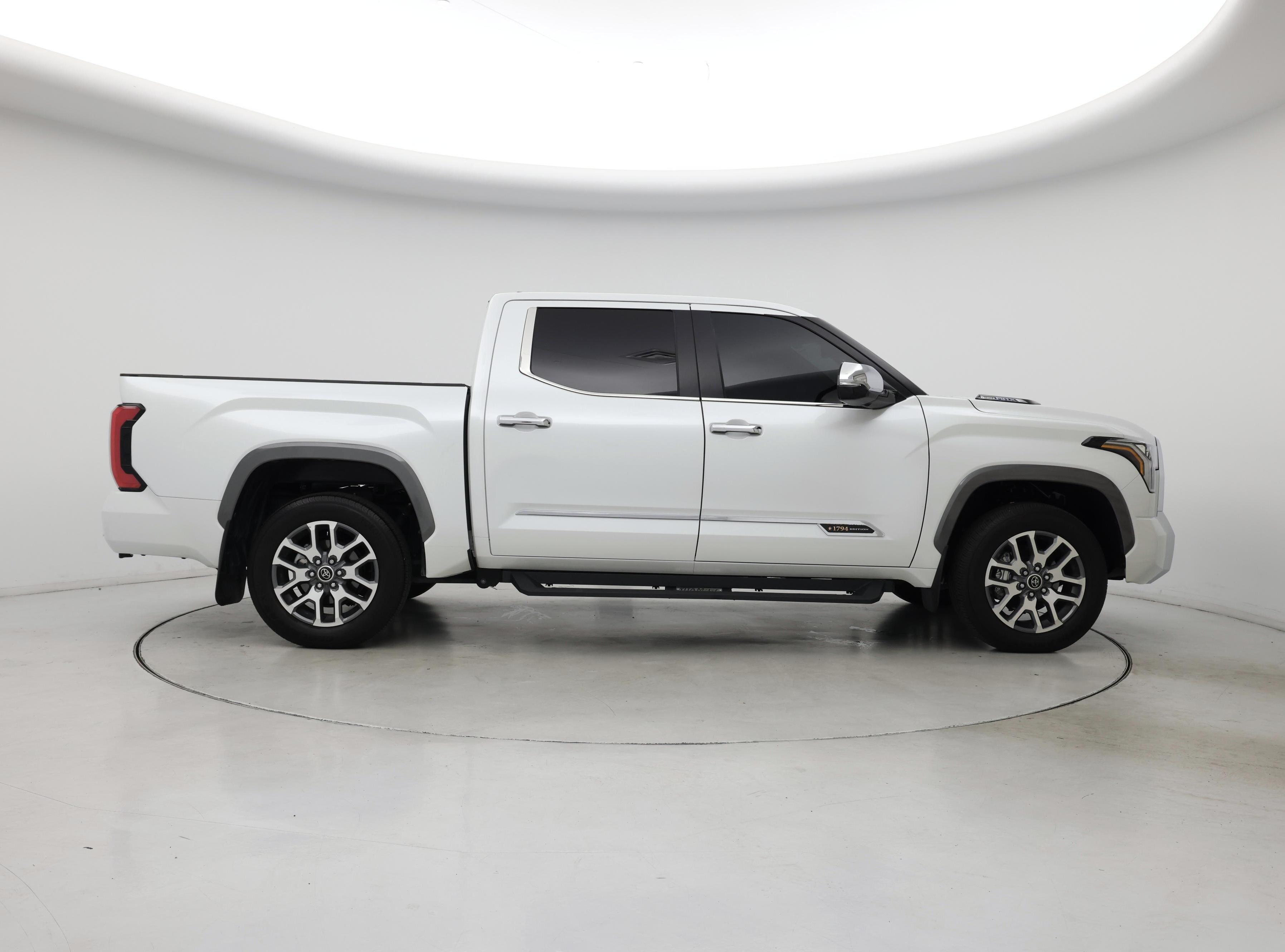 Thumbnail: 2024 Toyota Tundra - 7