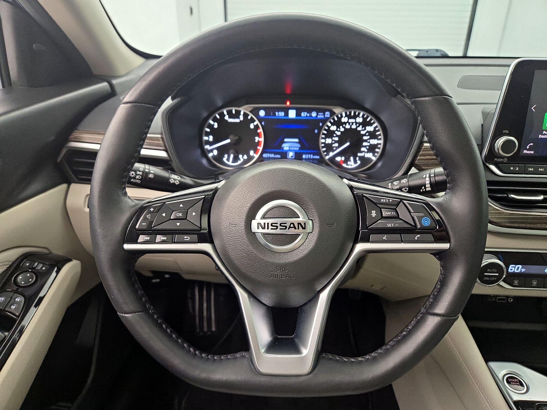 Thumbnail: 2020 Nissan Altima - 10