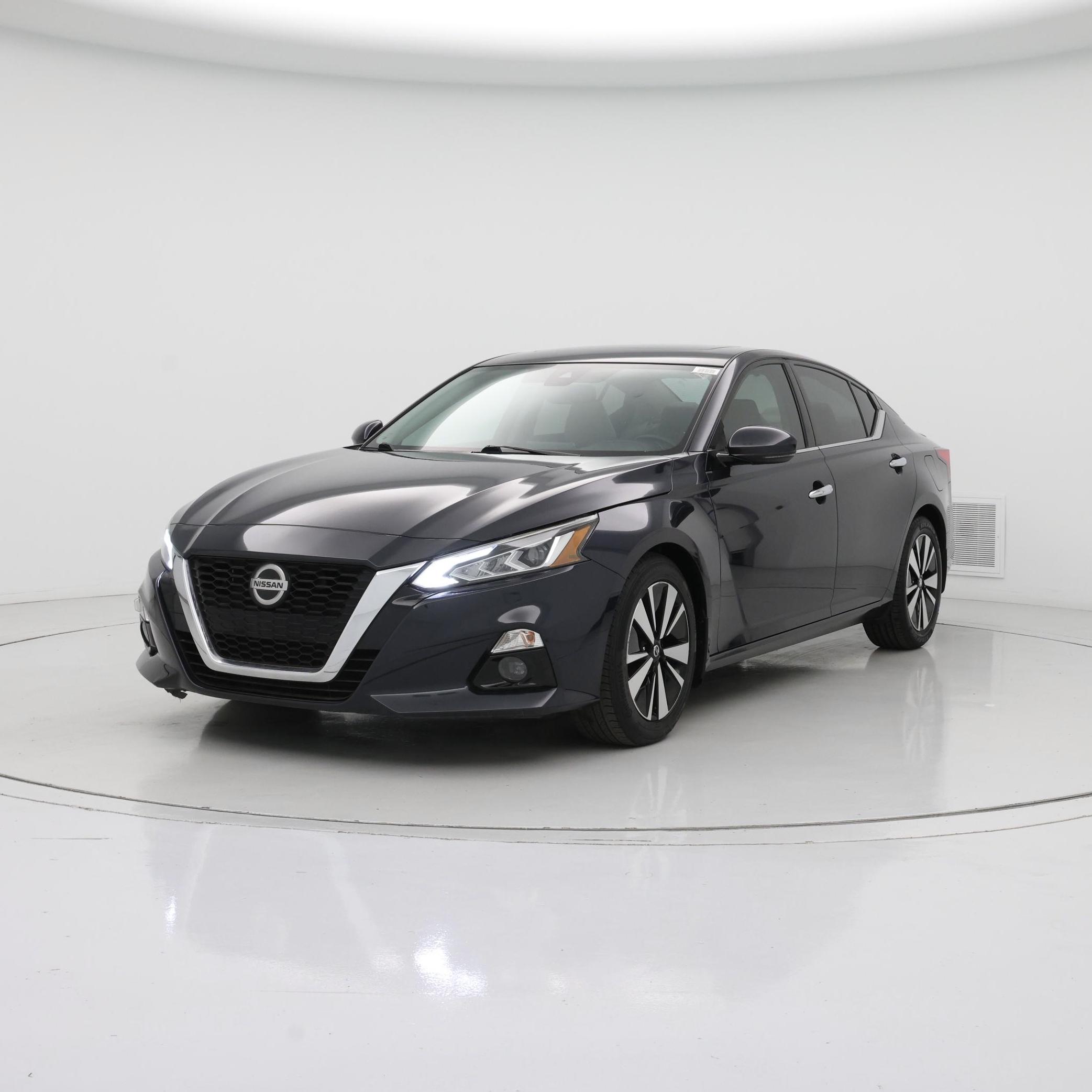 Thumbnail: 2020 Nissan Altima - 4