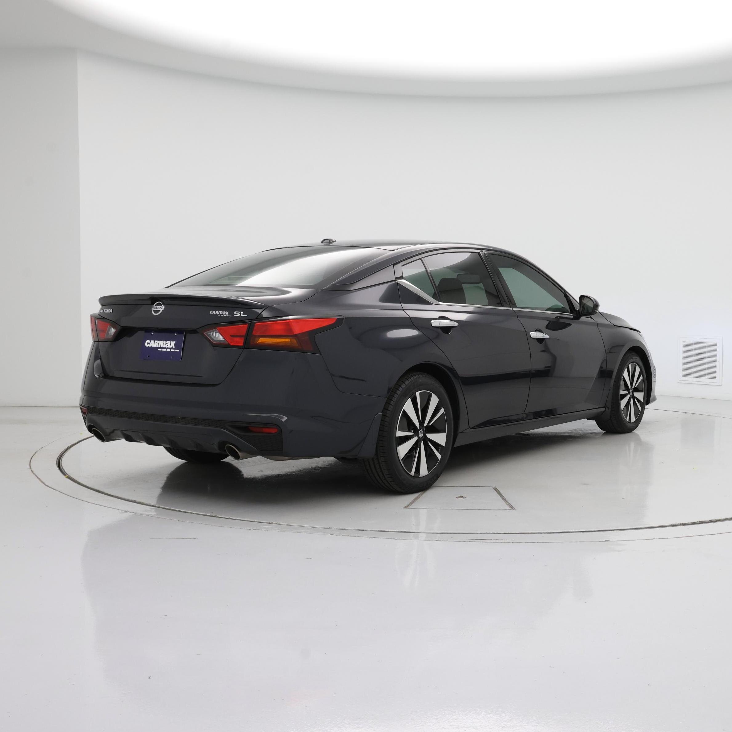 Thumbnail: 2020 Nissan Altima - 8