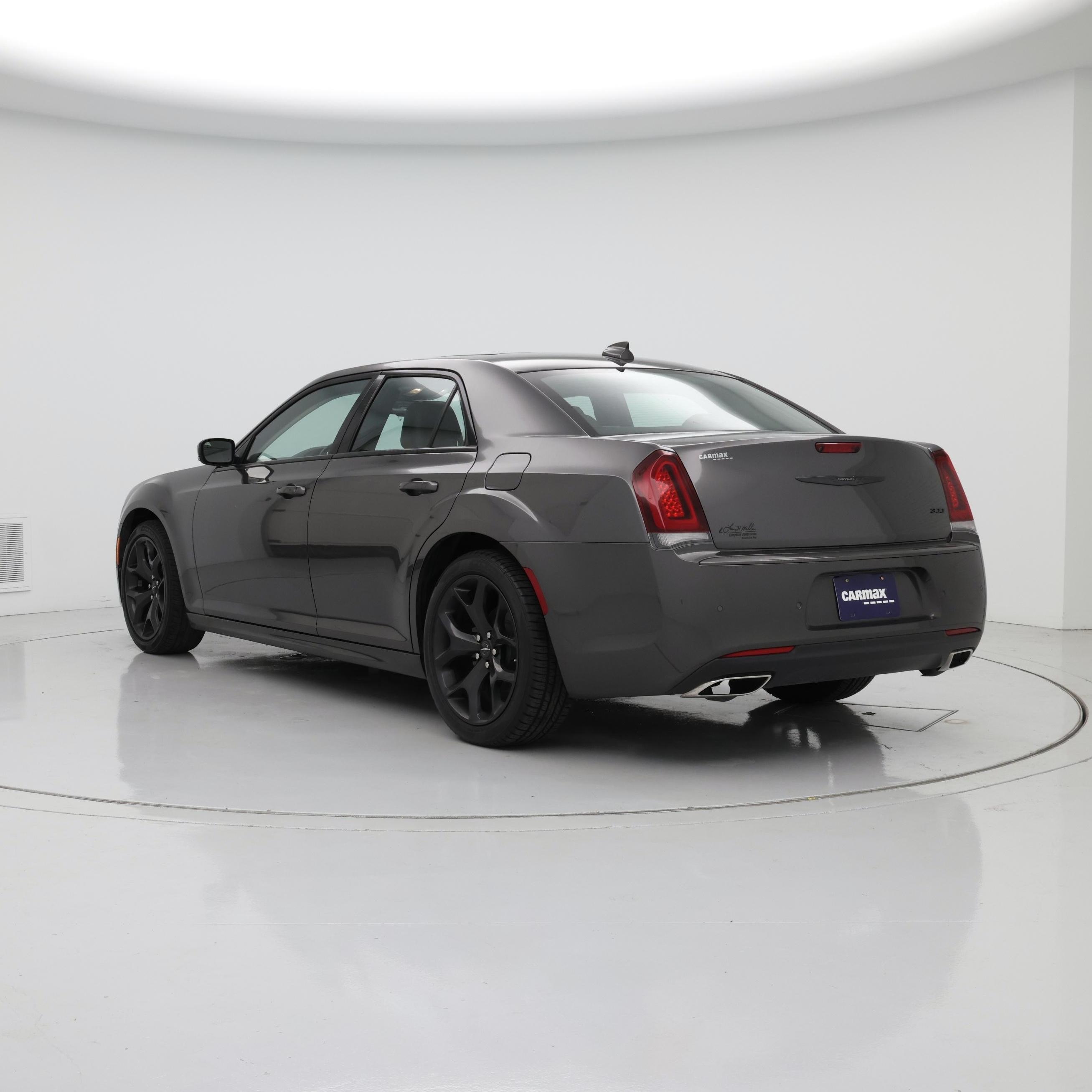 Thumbnail: 2022 Chrysler 300 - 2