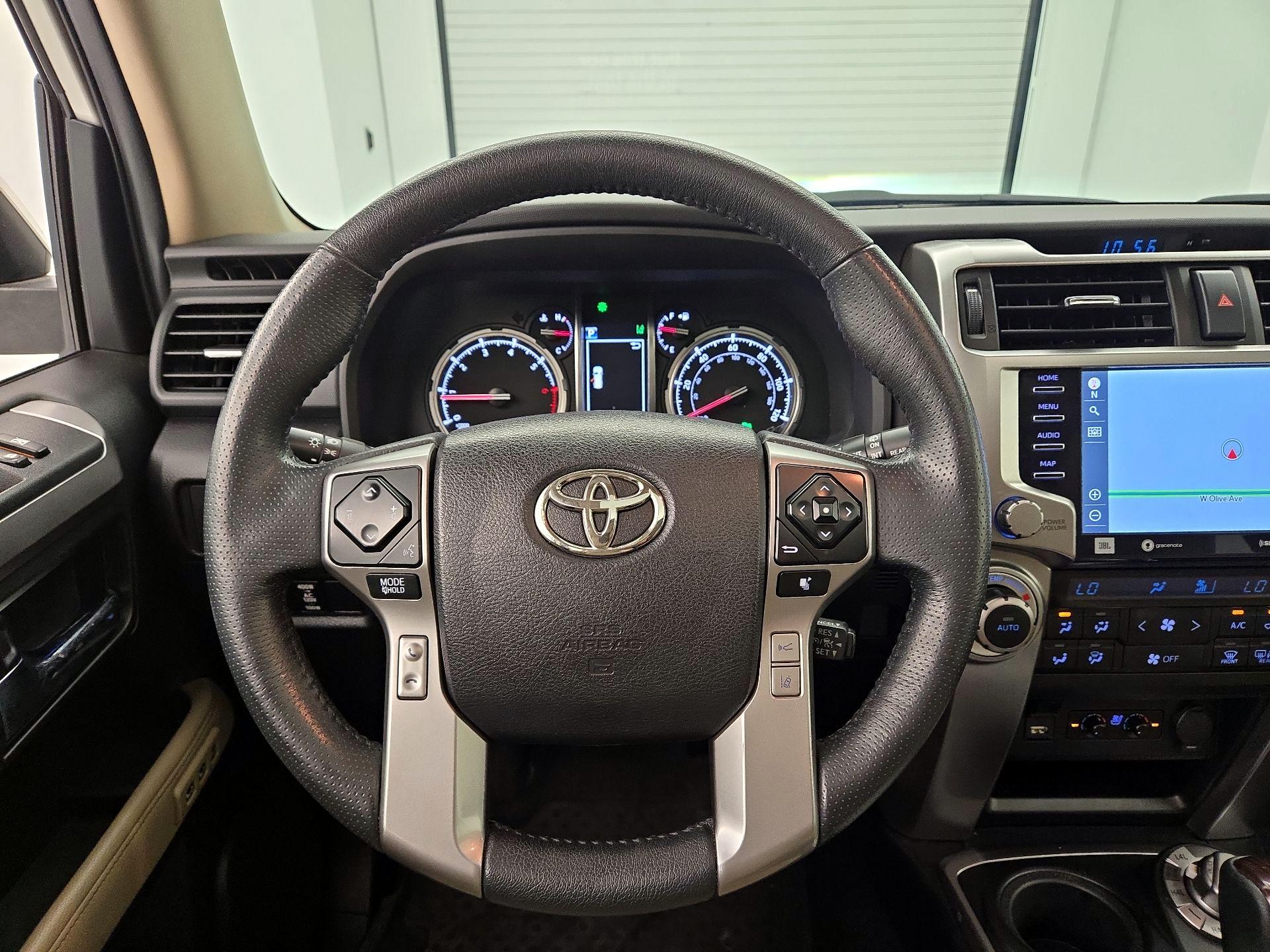 Thumbnail: 2021 Toyota 4Runner - 10