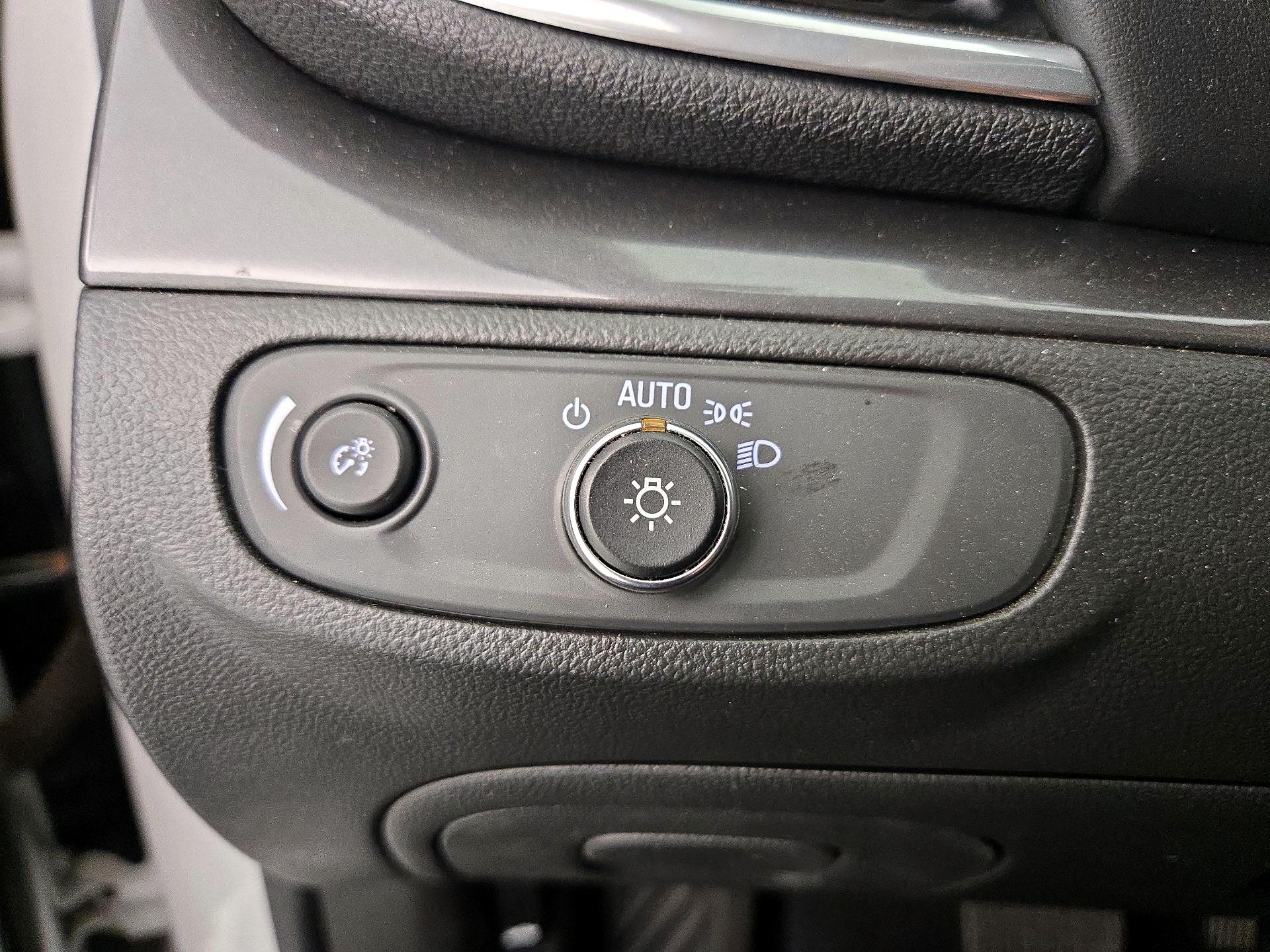 Thumbnail: 2021 Buick Encore - 13
