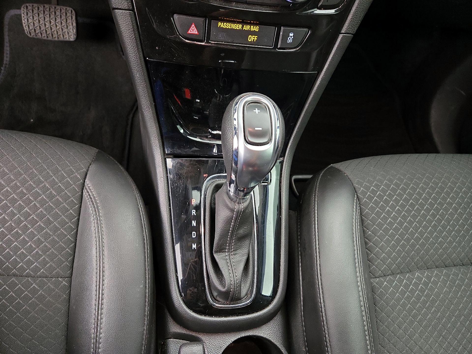 Thumbnail: 2021 Buick Encore - 17