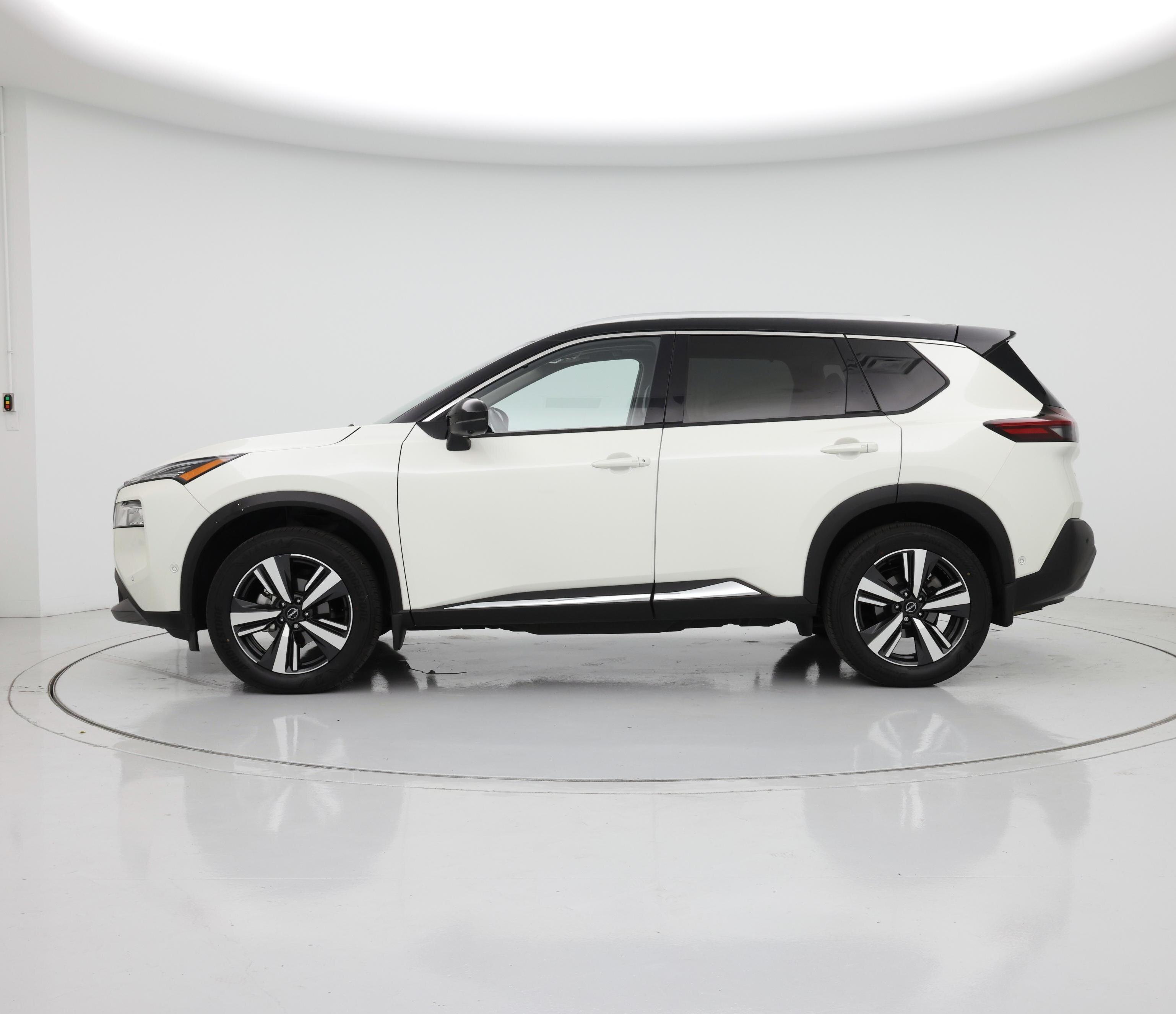Thumbnail: 2023 Nissan Rogue - 3