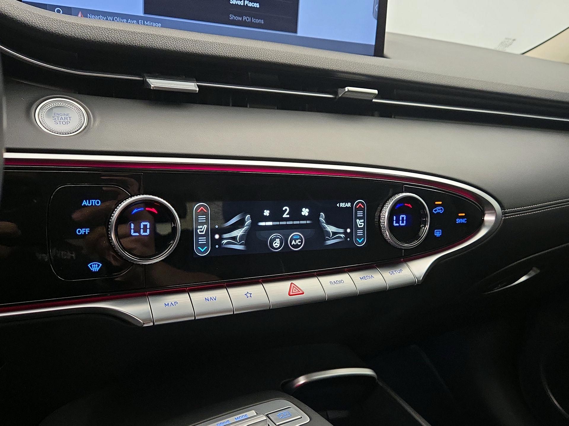 Thumbnail: 2022 Genesis GV70 - 17