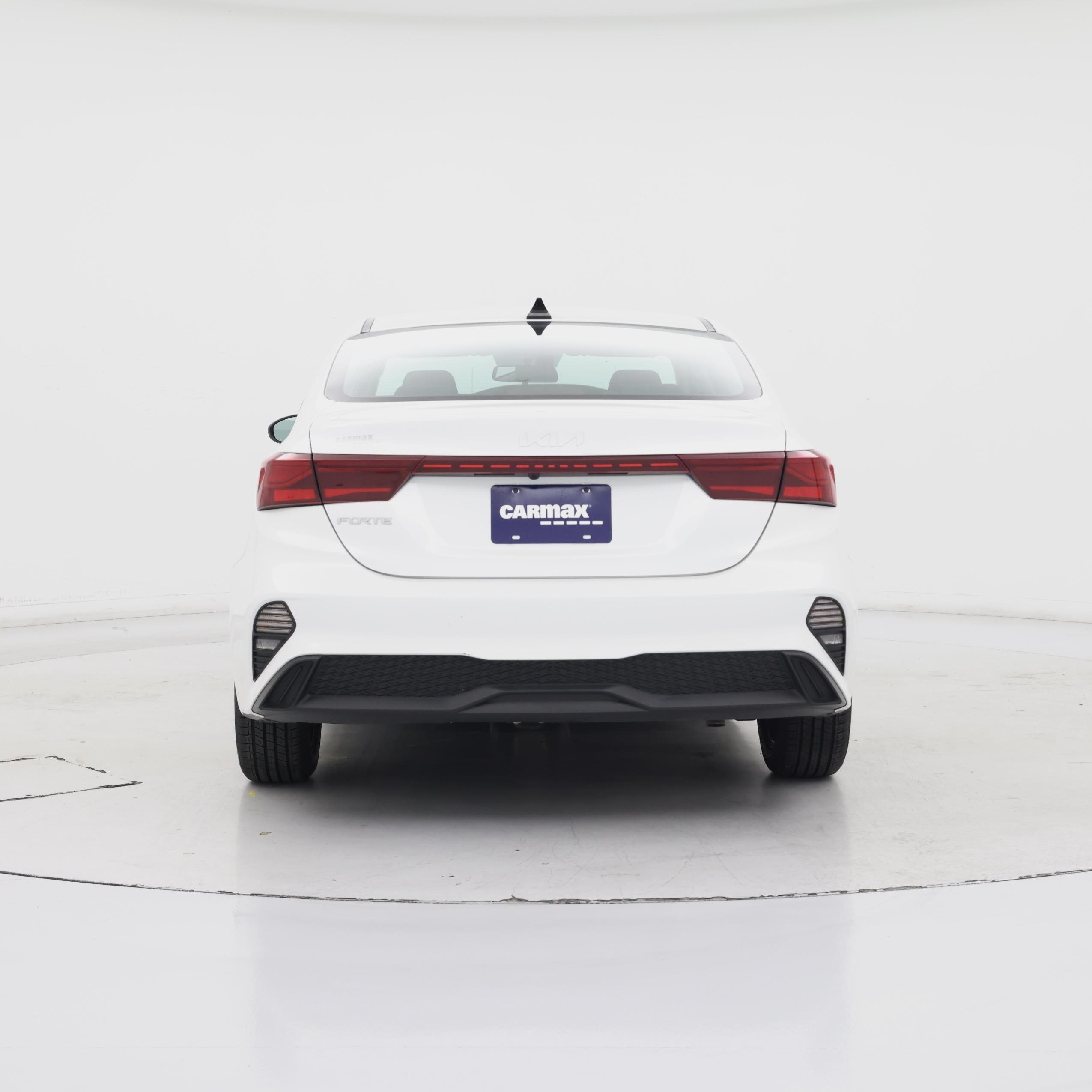 Thumbnail: 2023 Kia Forte - 6